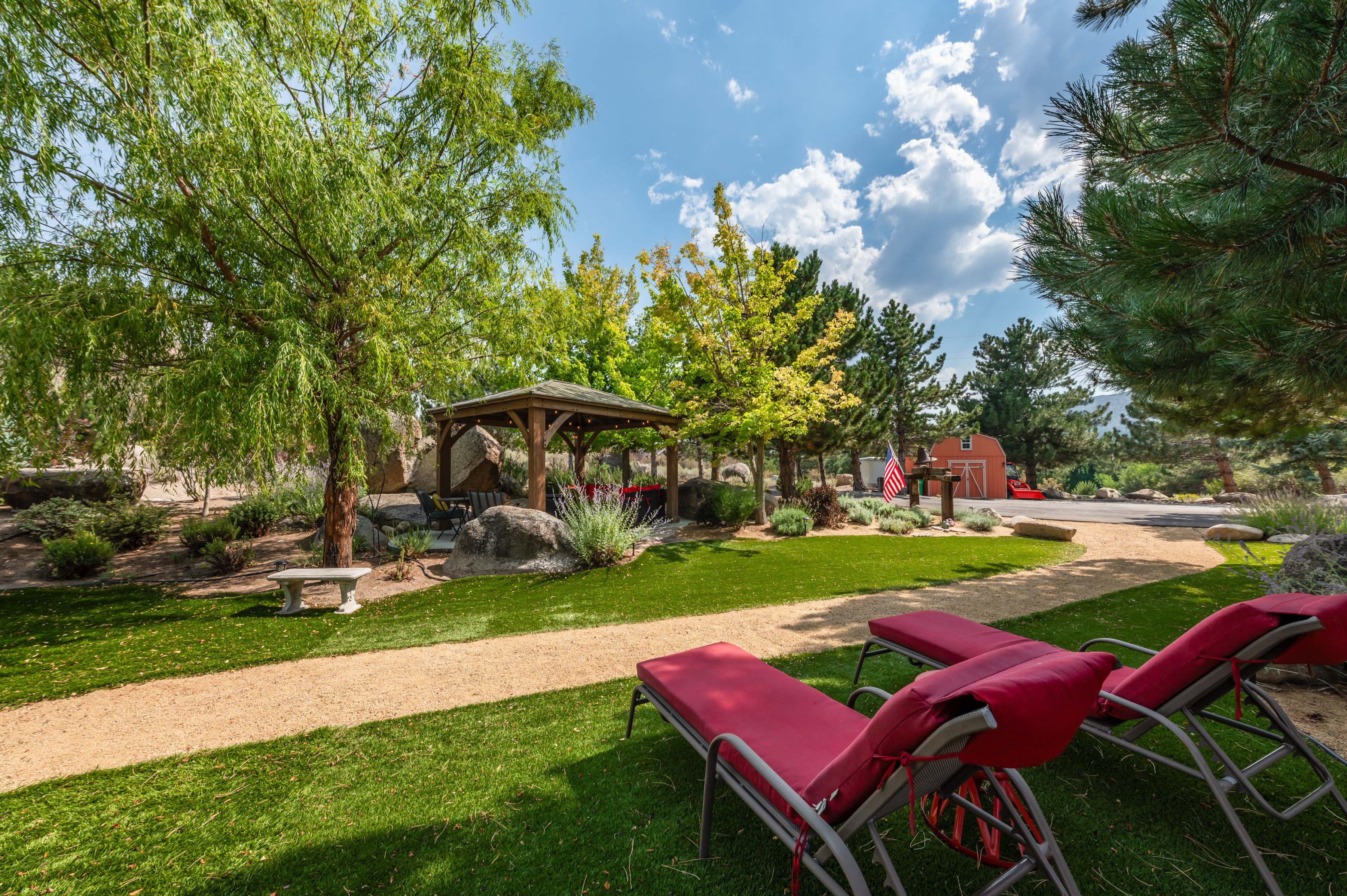 8045 List Country Road