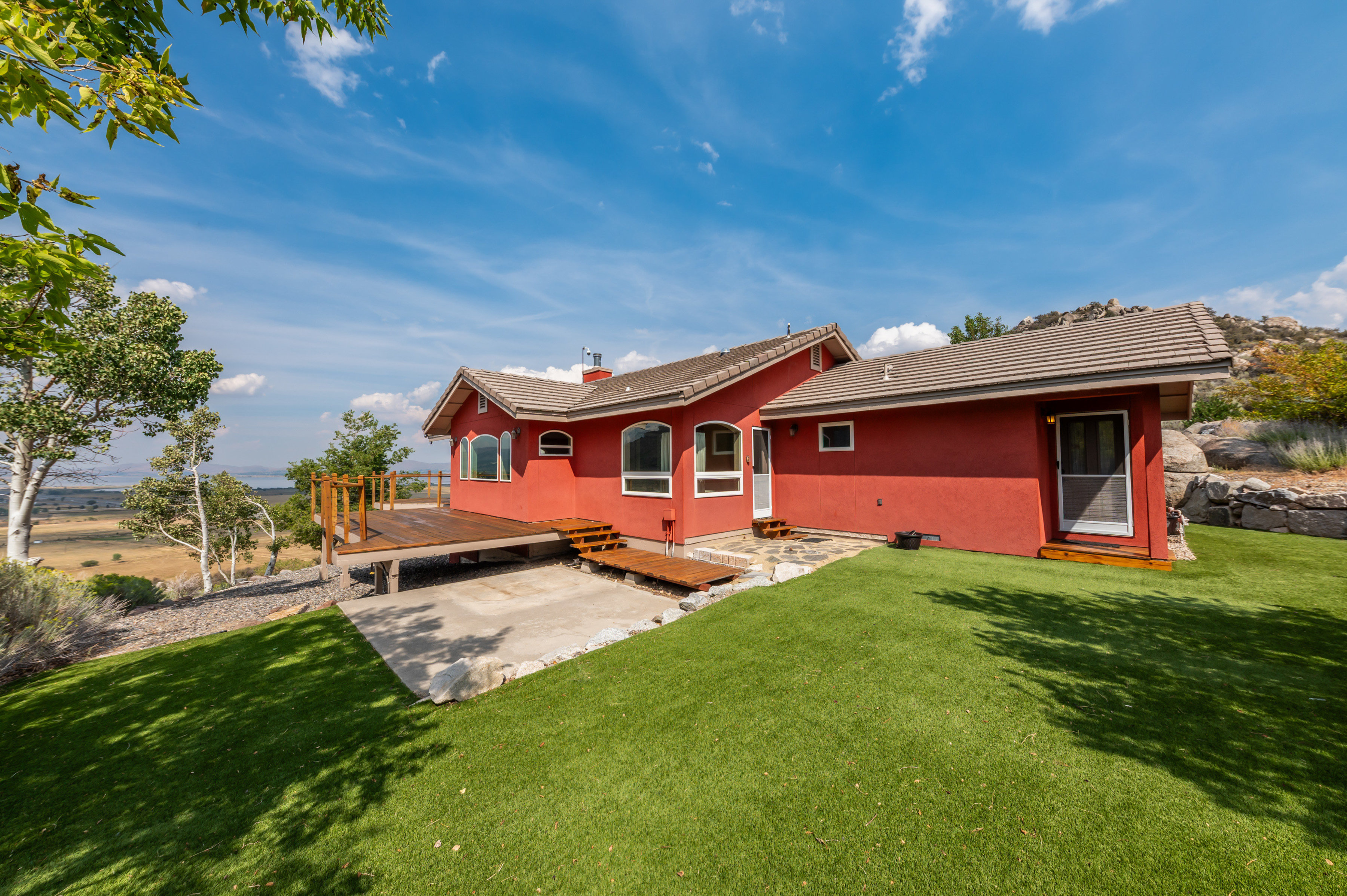 8045 List Country Road