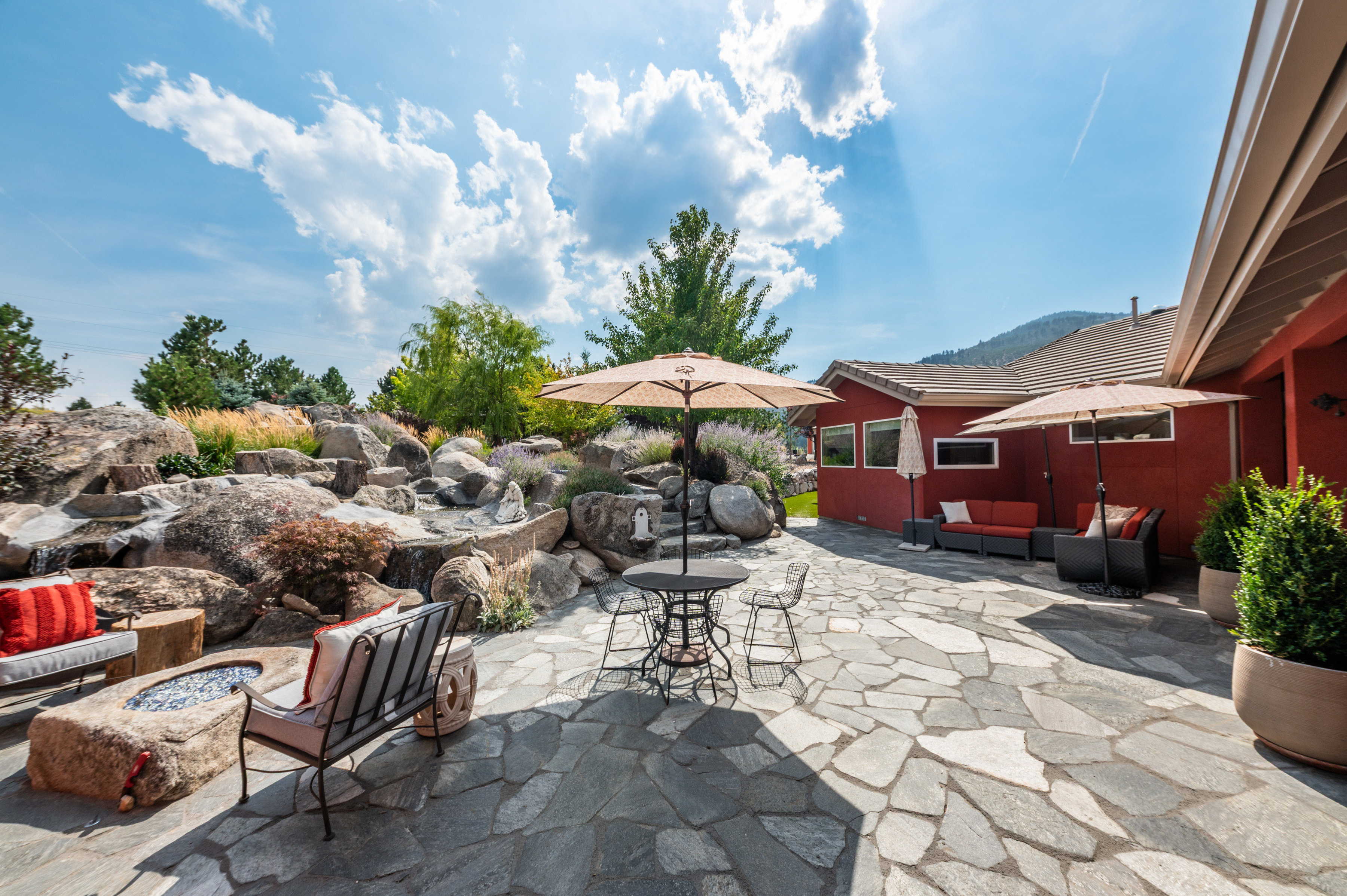 8045 List Country Road