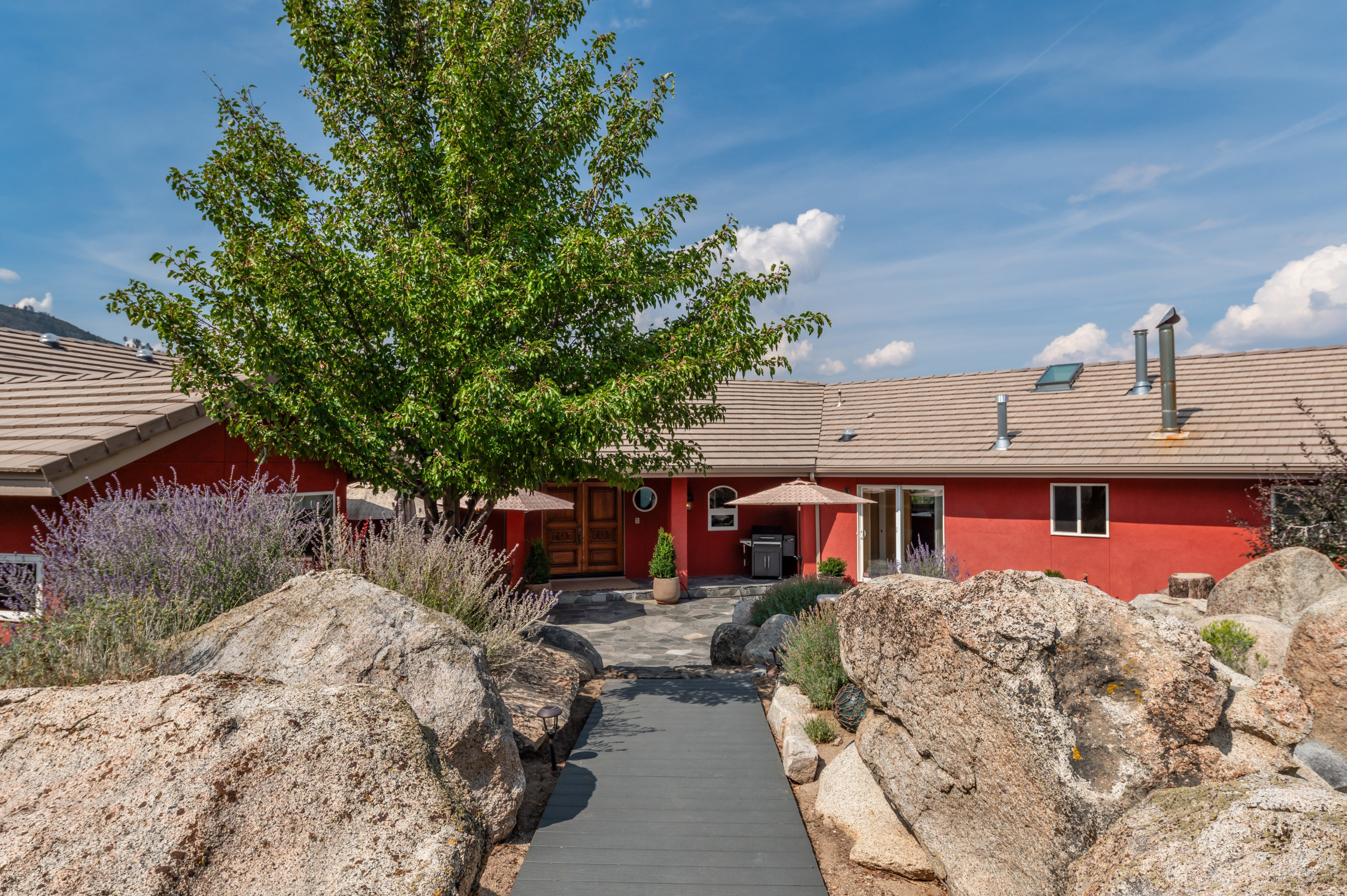 8045 List Country Road