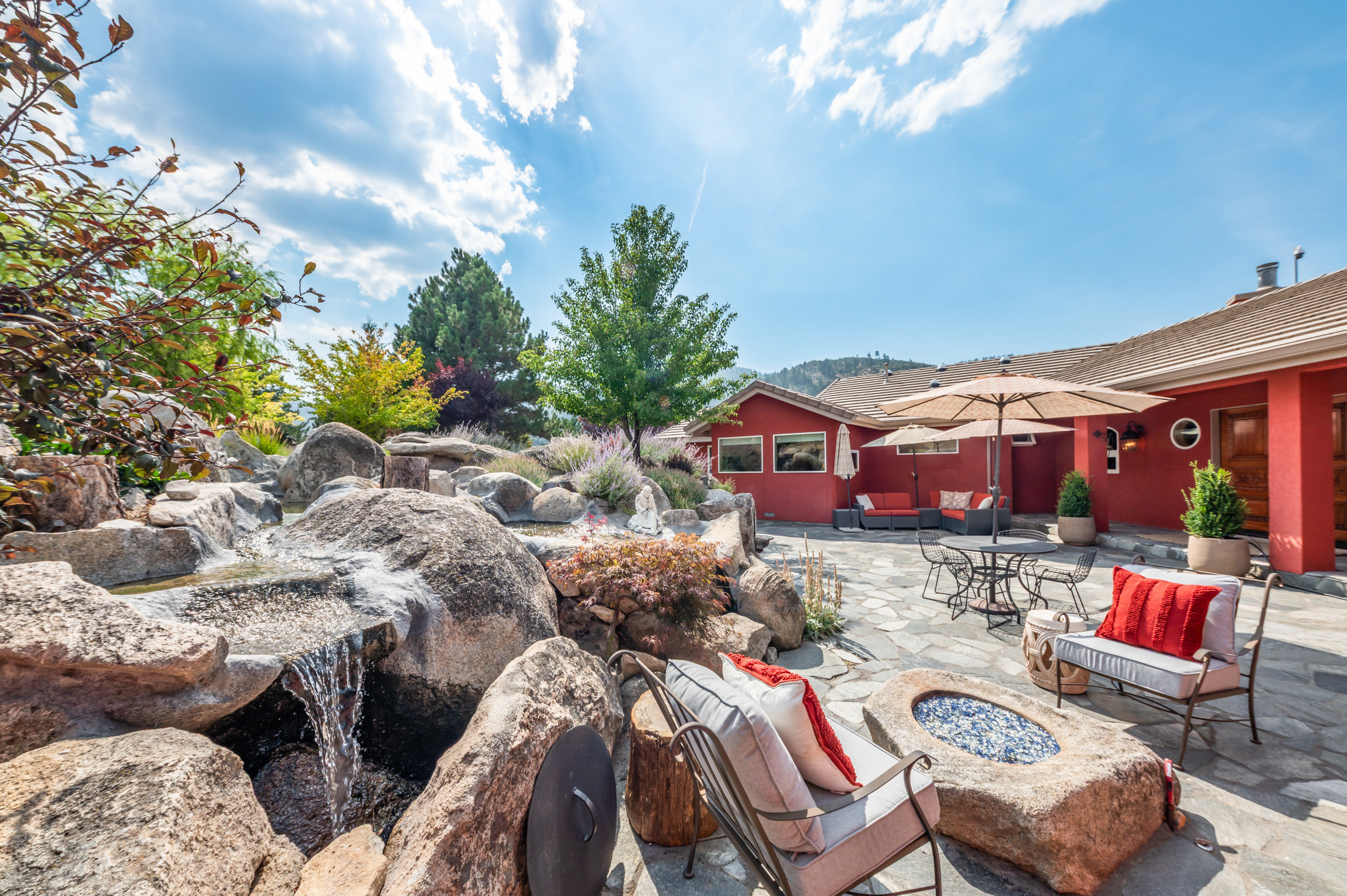 8045 List Country Road