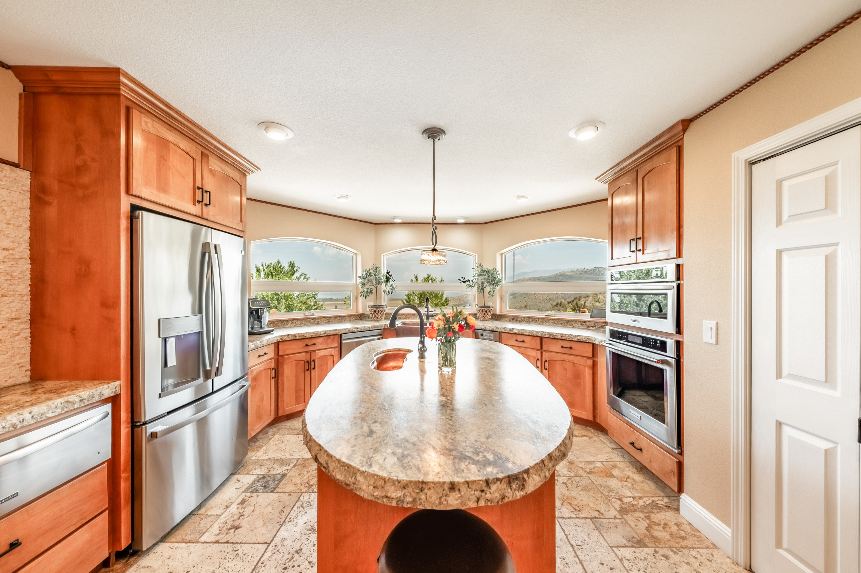 8045 List Country Road