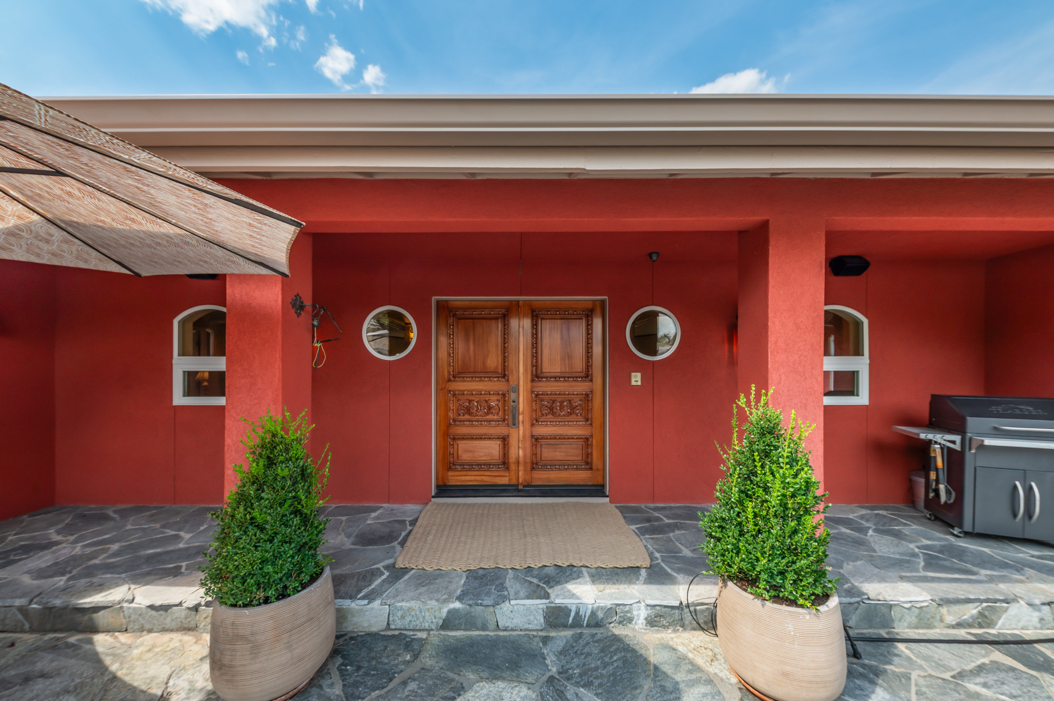 8045 List Country Road