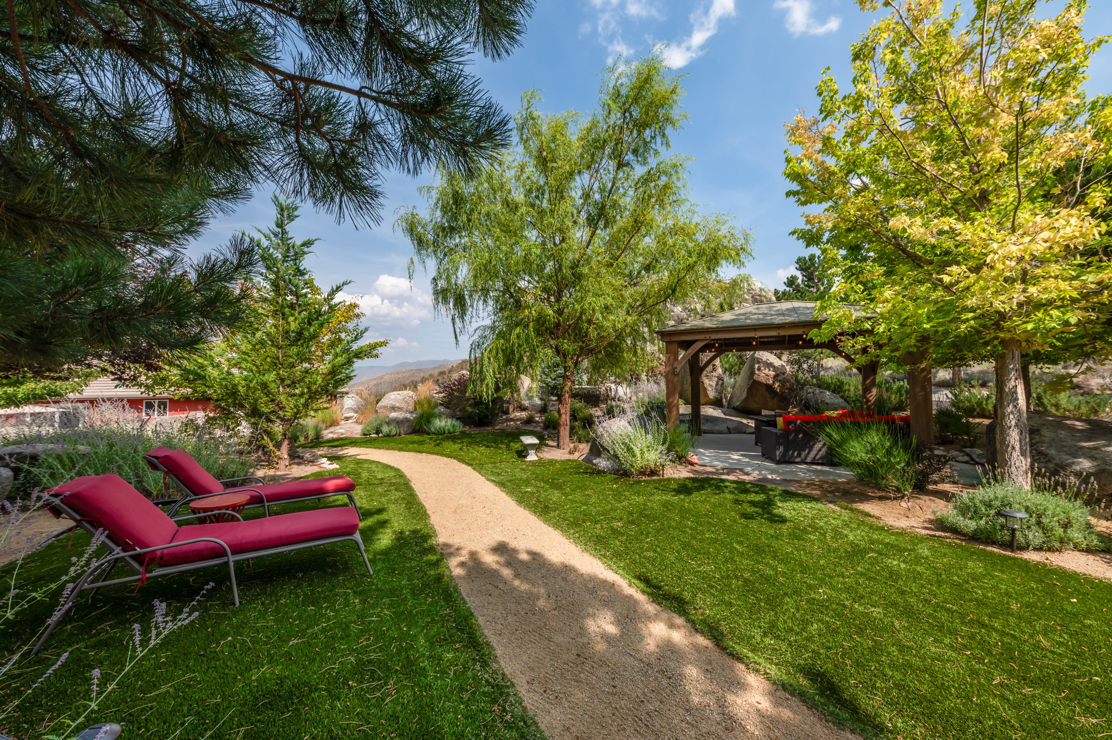 8045 List Country Road