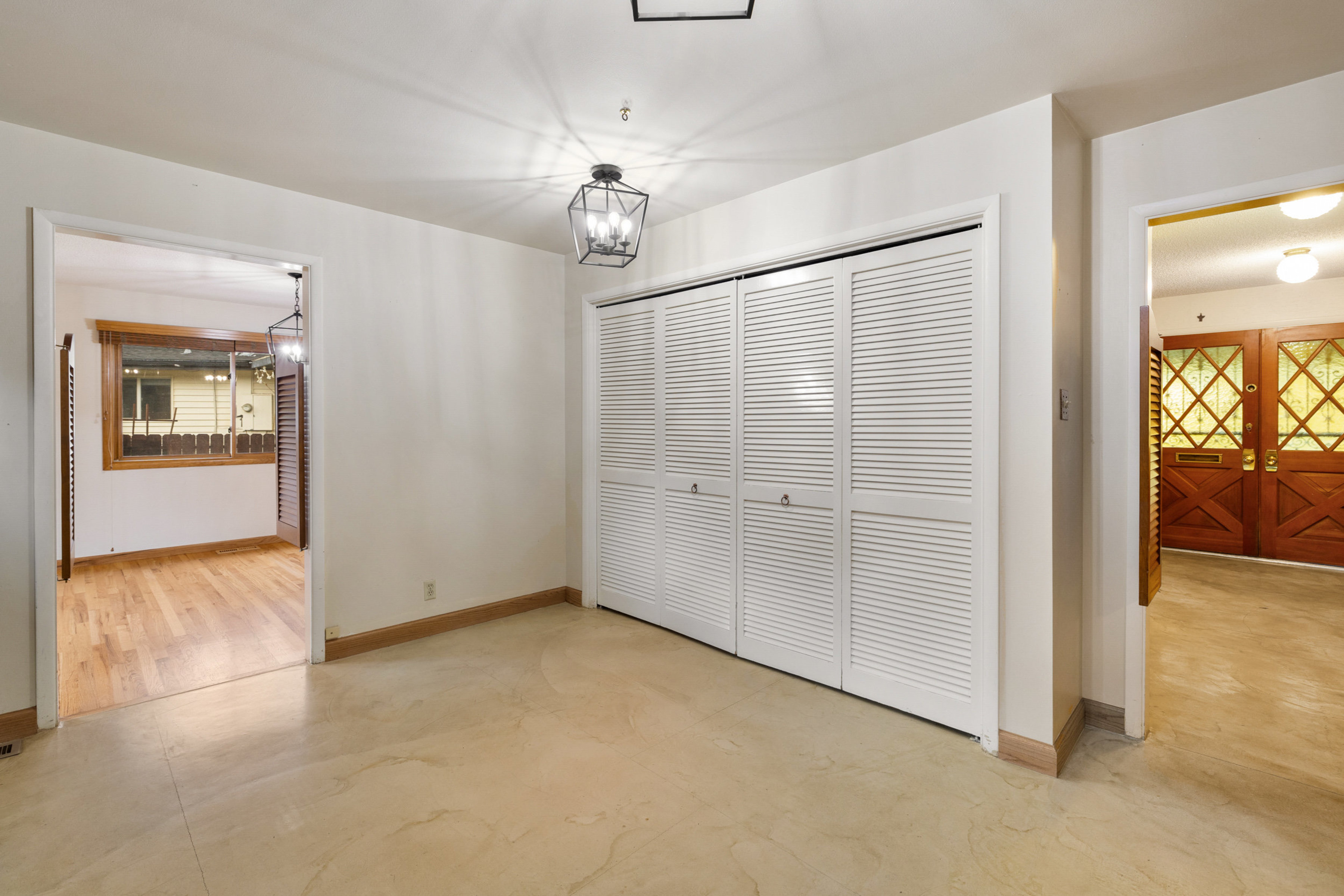 1580 Mount Rose Street 