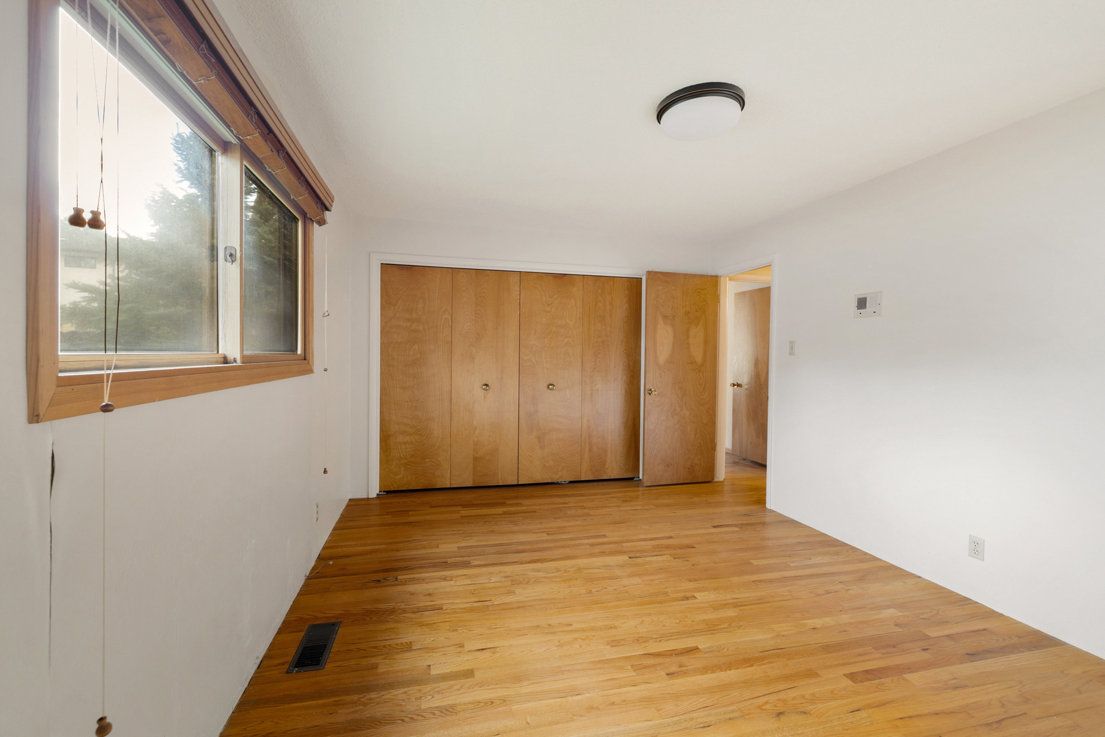 1580 Mount Rose Street 