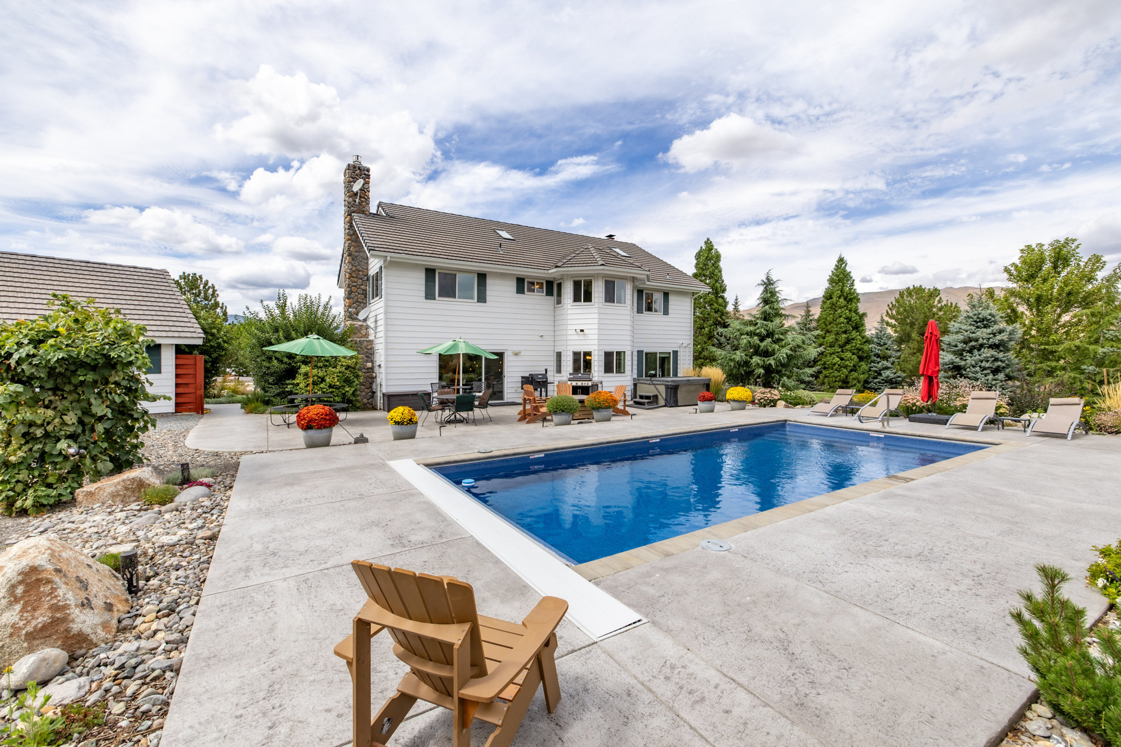 400 Dori Bell Lane 