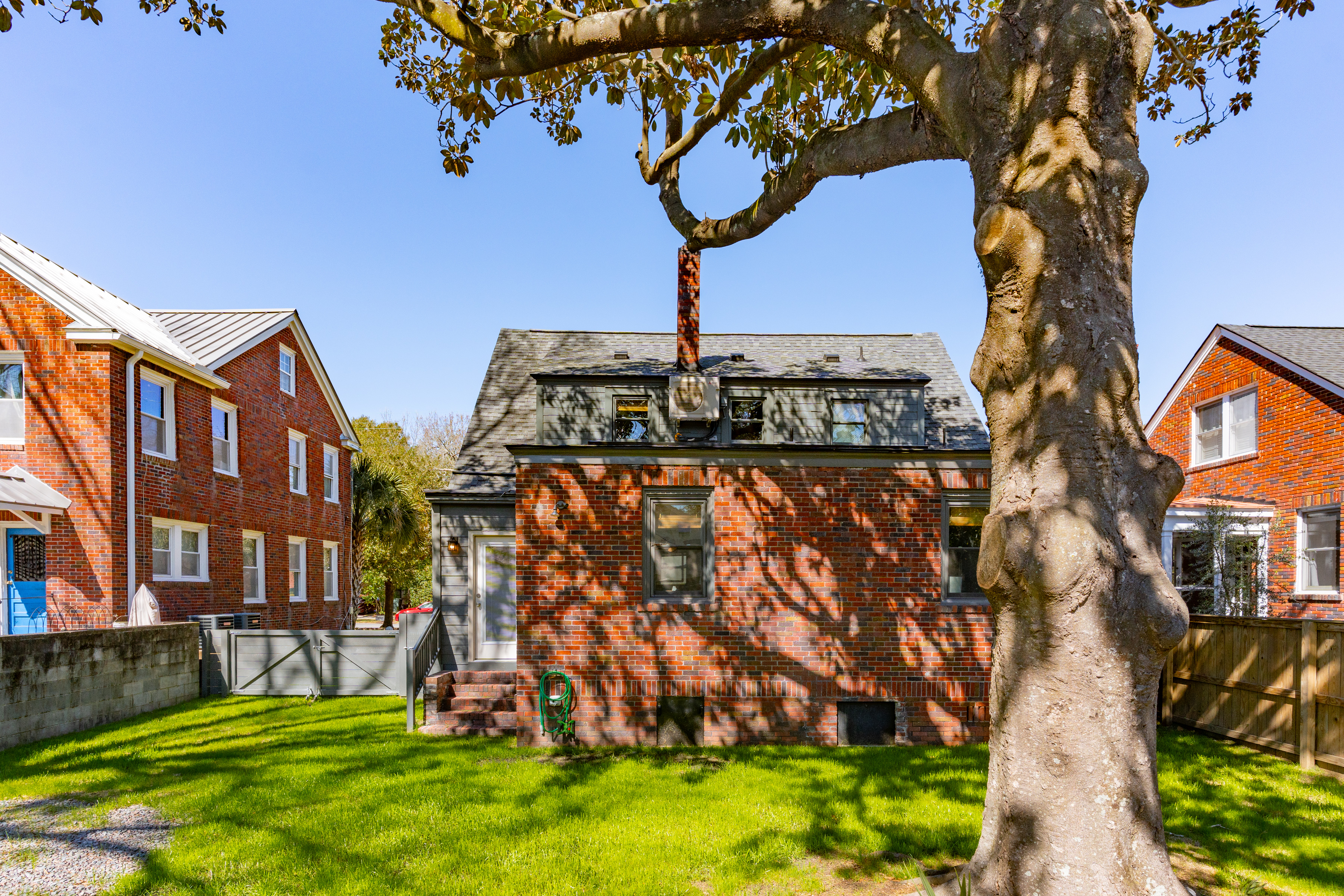 285 Grove Street