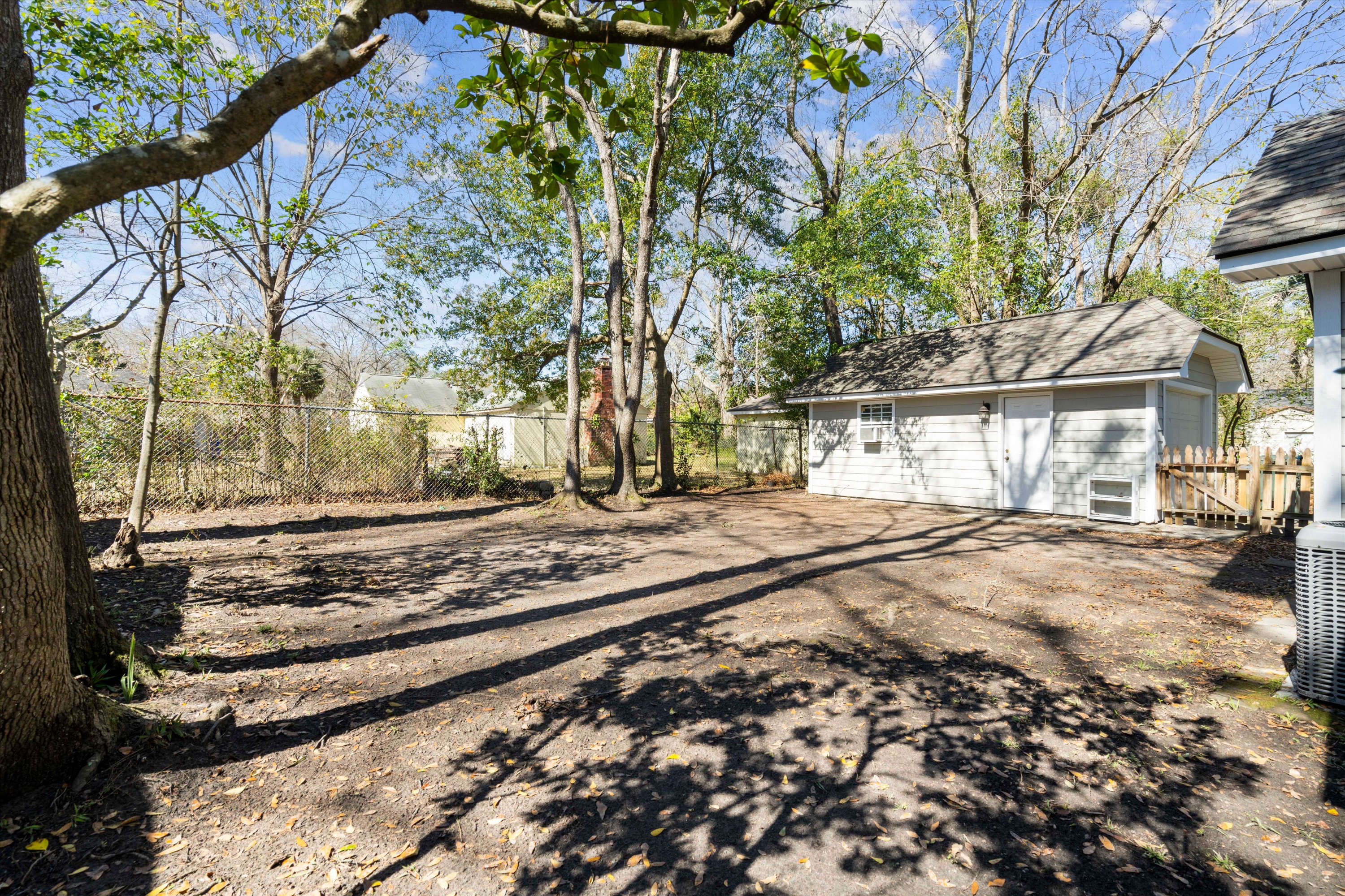 25 Oak Forest Drive