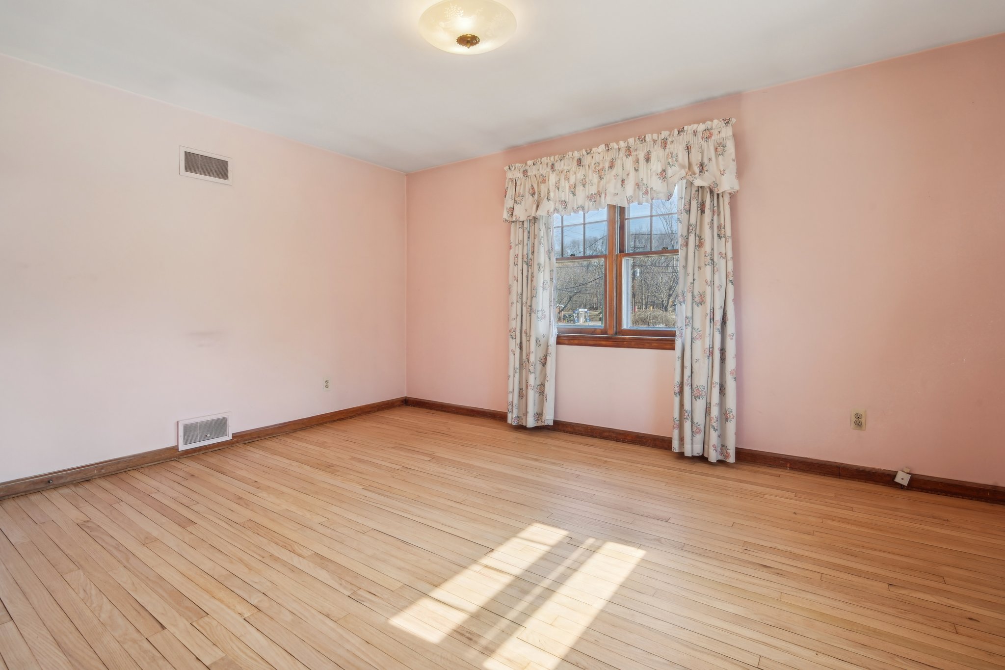 416 Valley View Avenue 