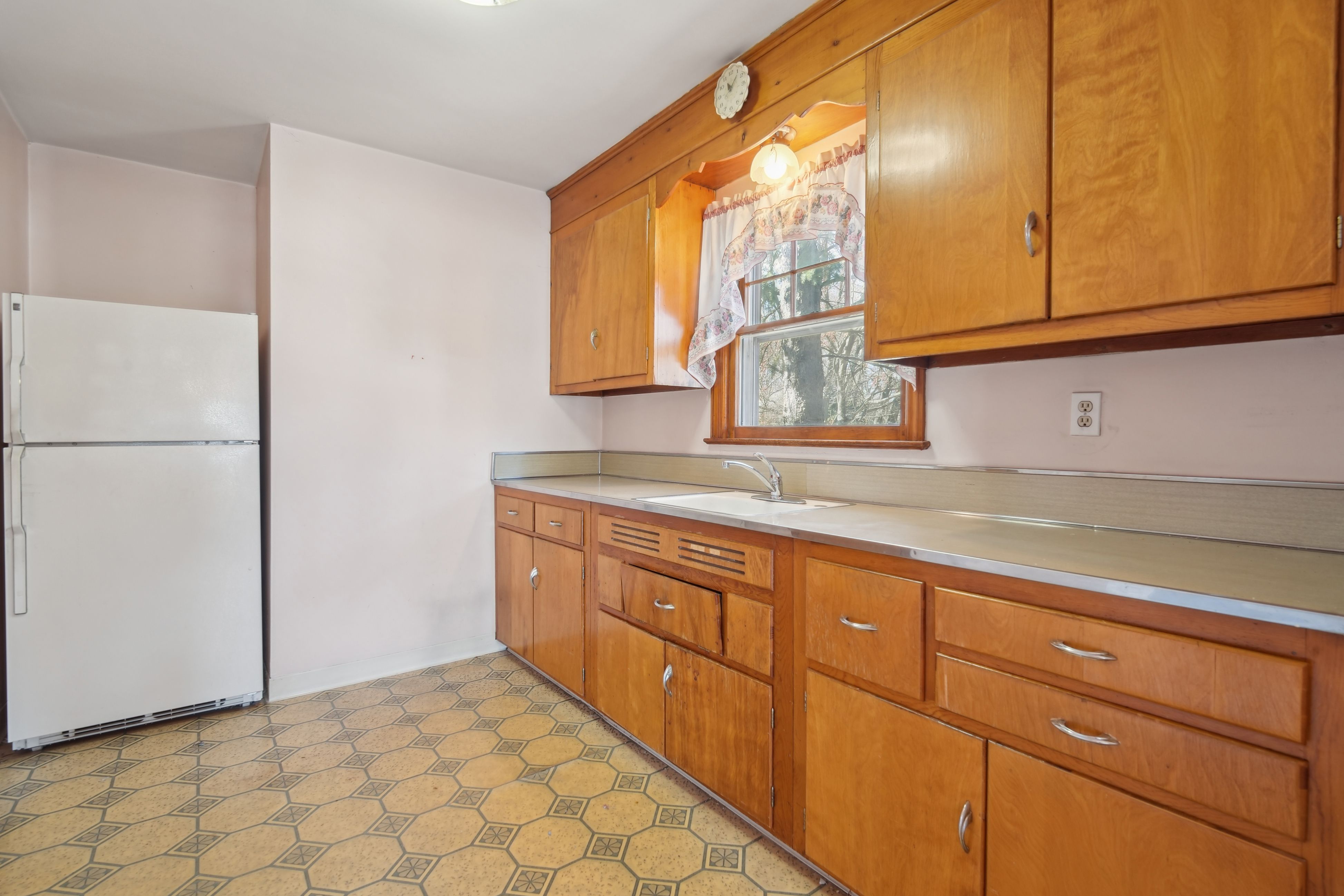 416 Valley View Avenue 