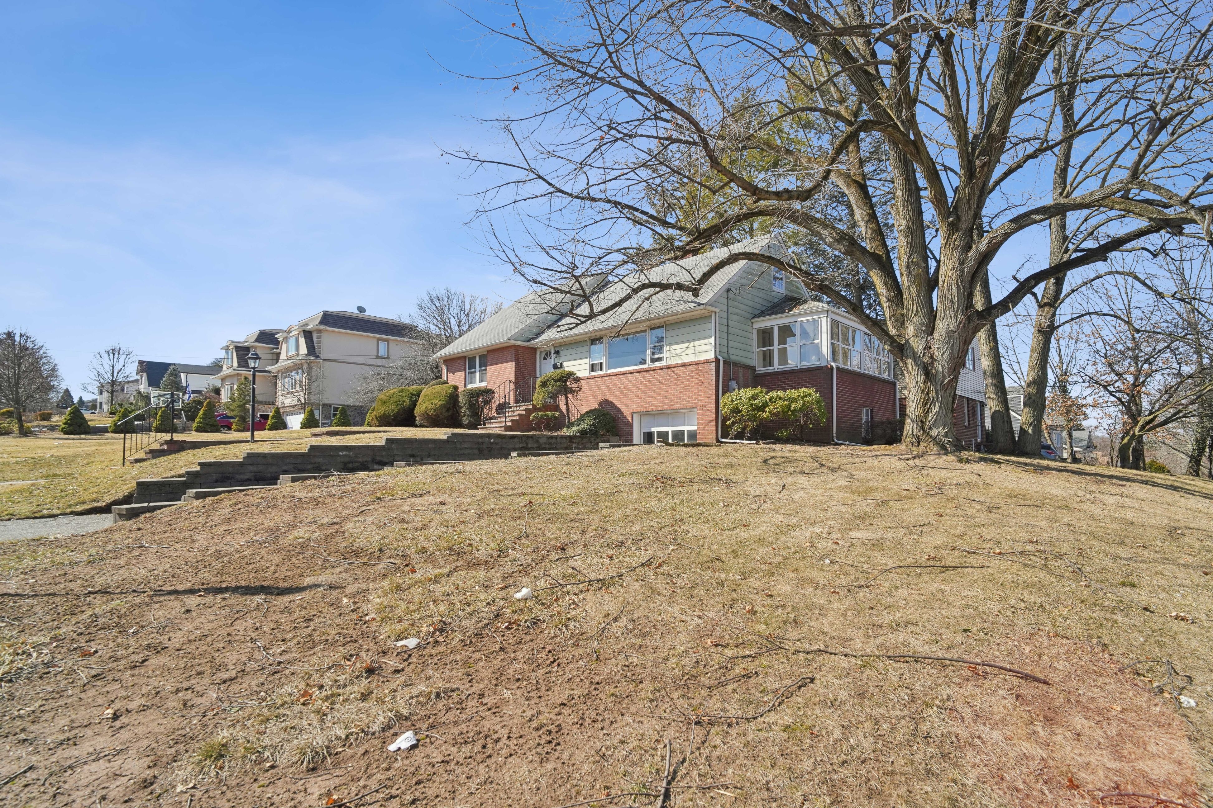 416 Valley View Avenue 