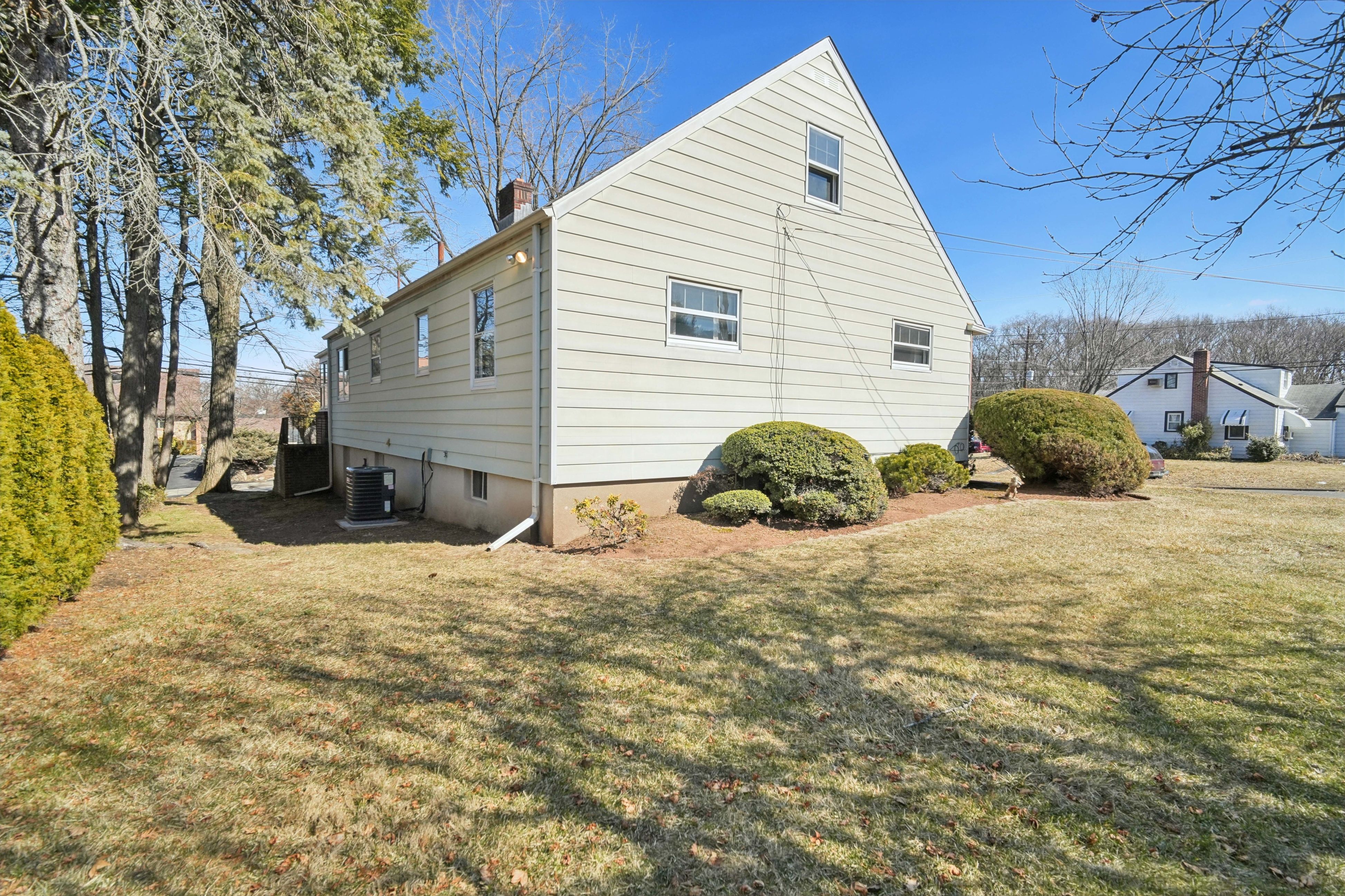 416 Valley View Avenue 