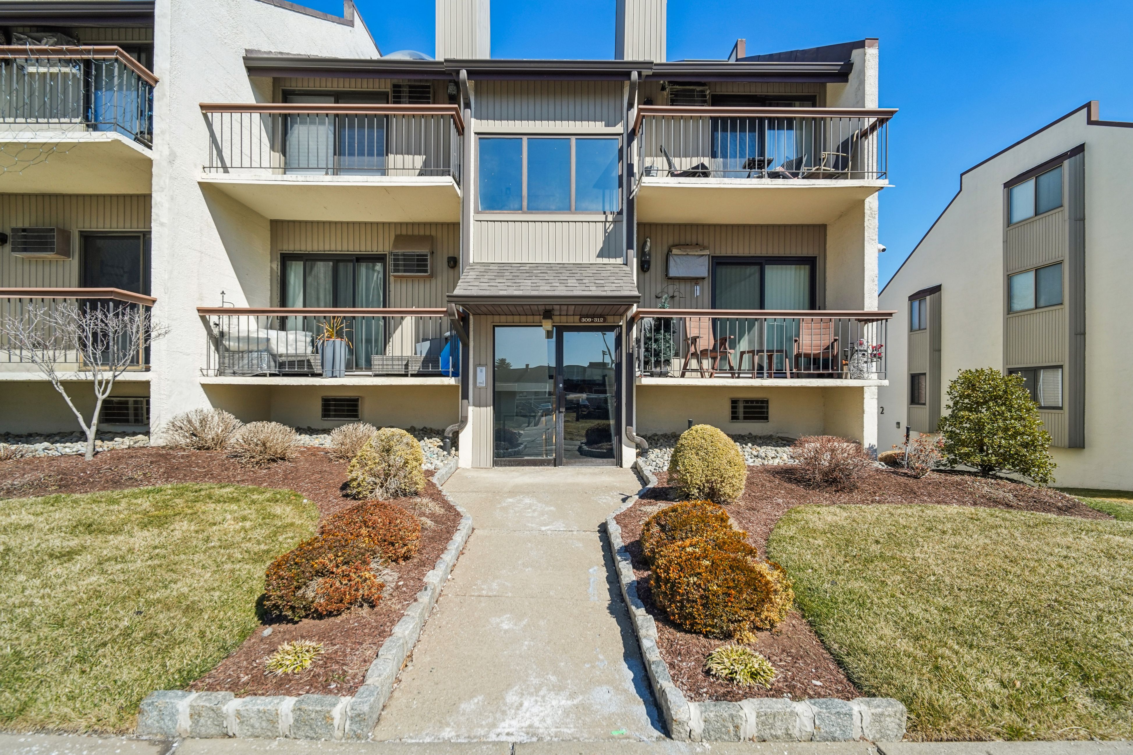 302 Hackensack Street 310