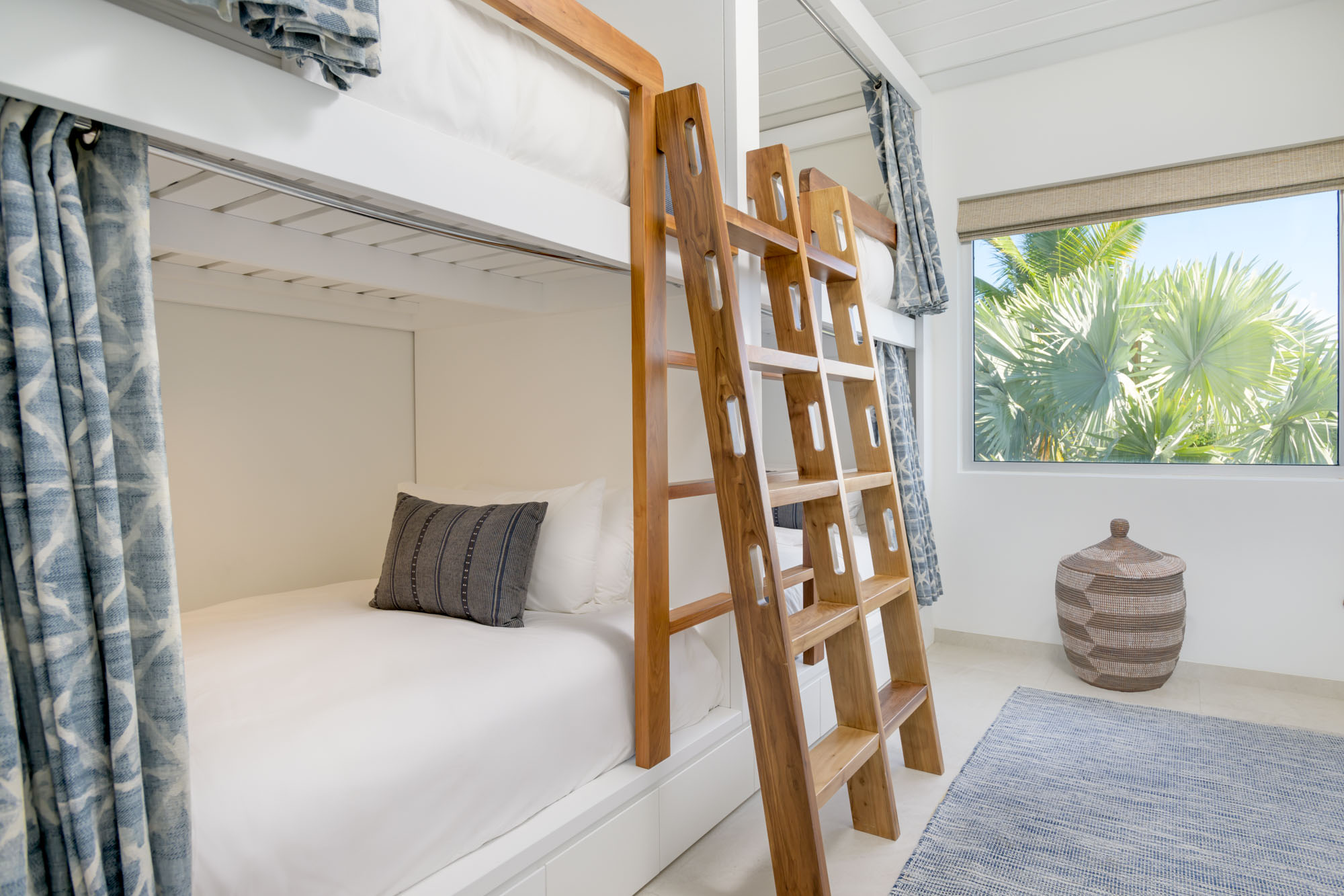 Beach Enclave Grace Bay Villa 2