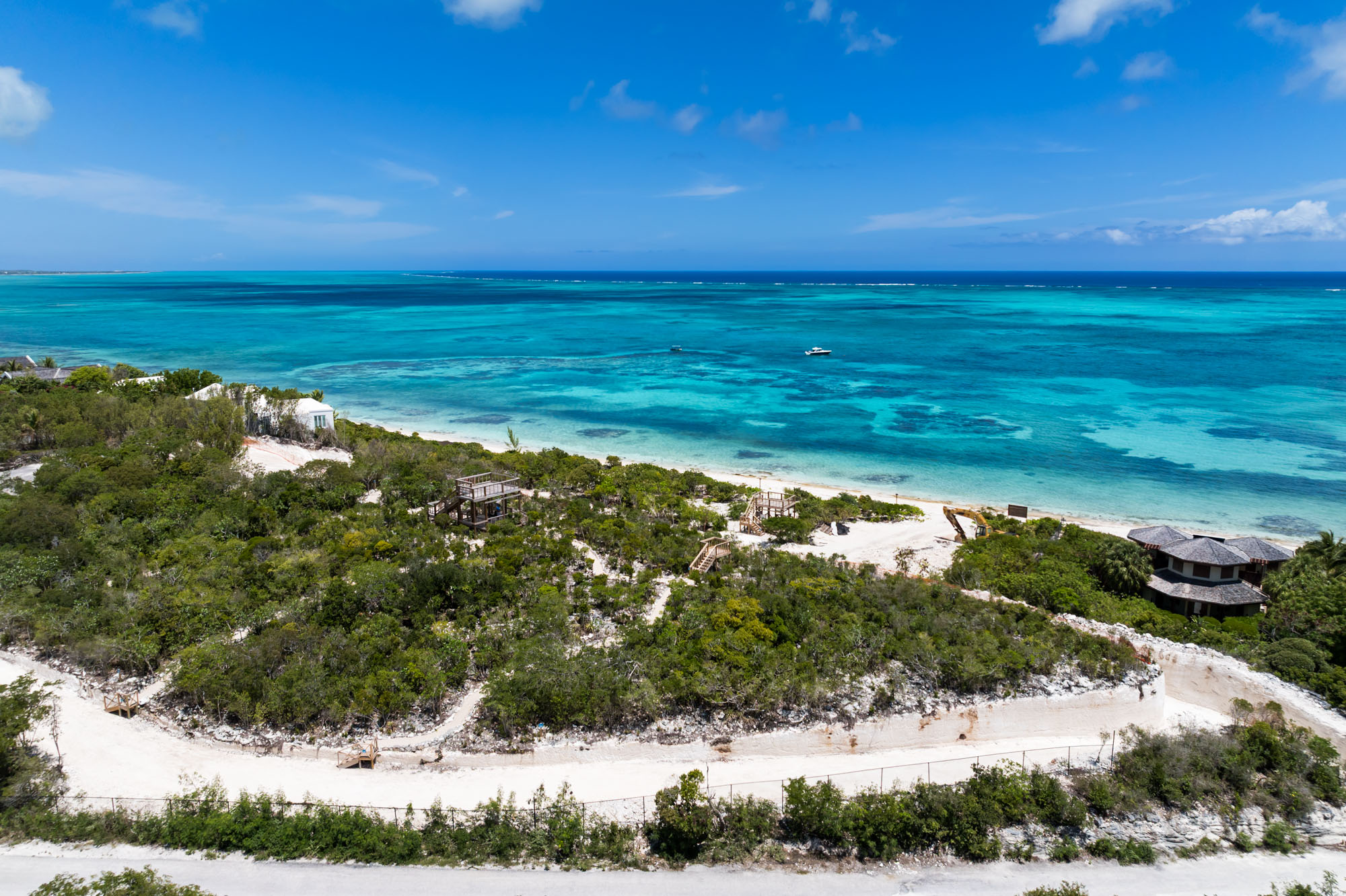 M-House by Beach Enclave Babalua Beachfront