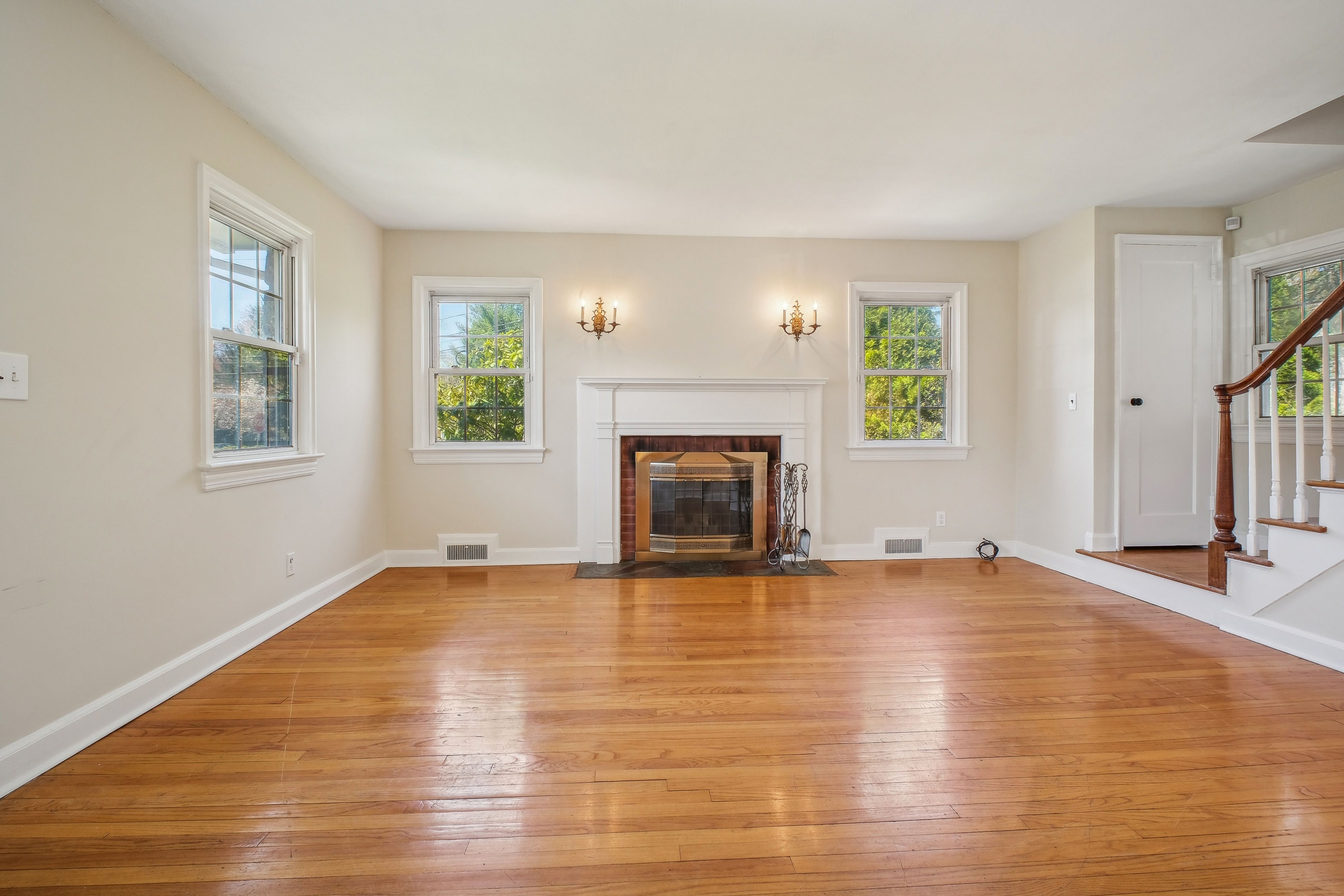 119 W. Hudson Avenue 