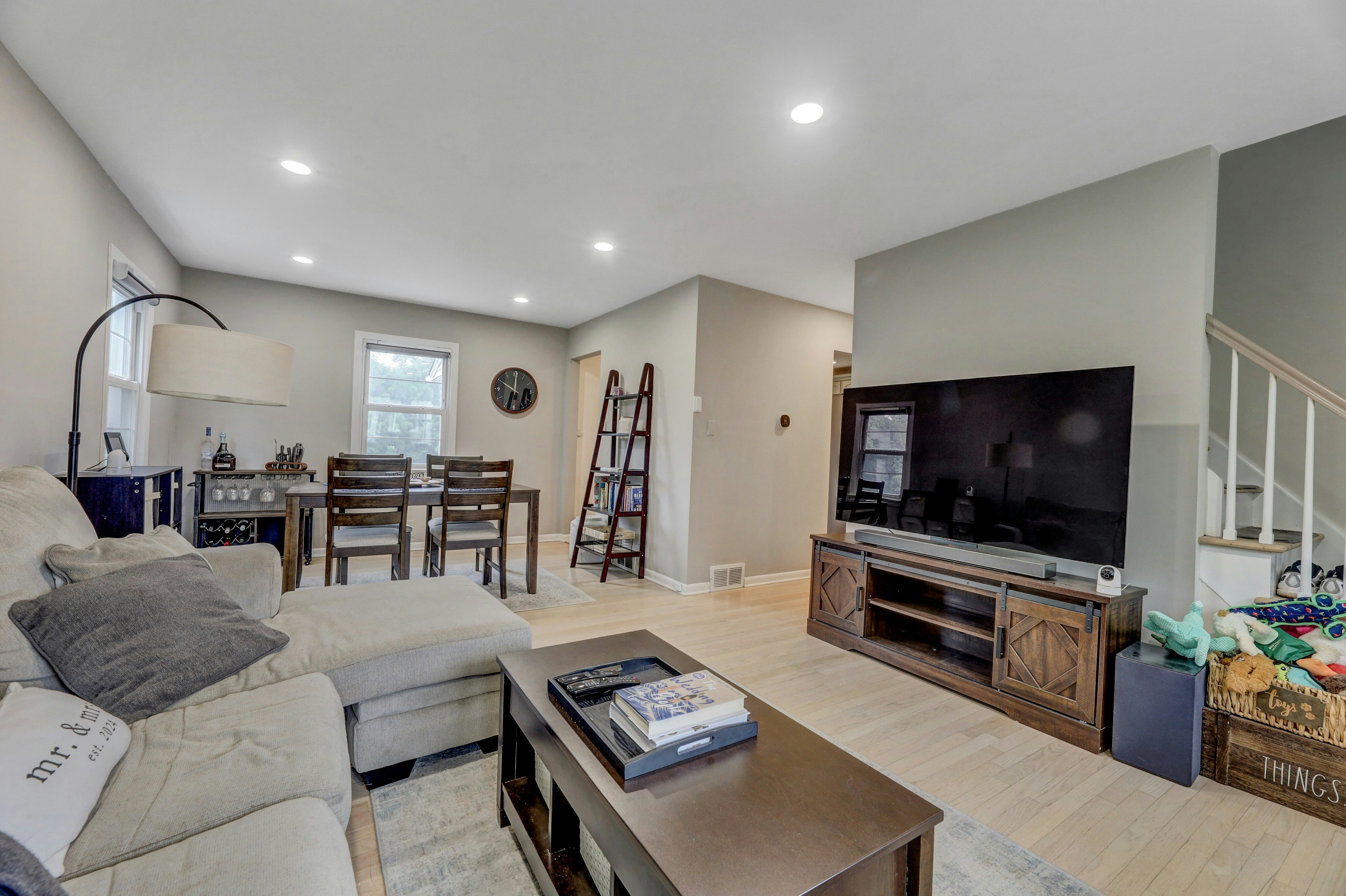 236 Vanderburgh Avenue 