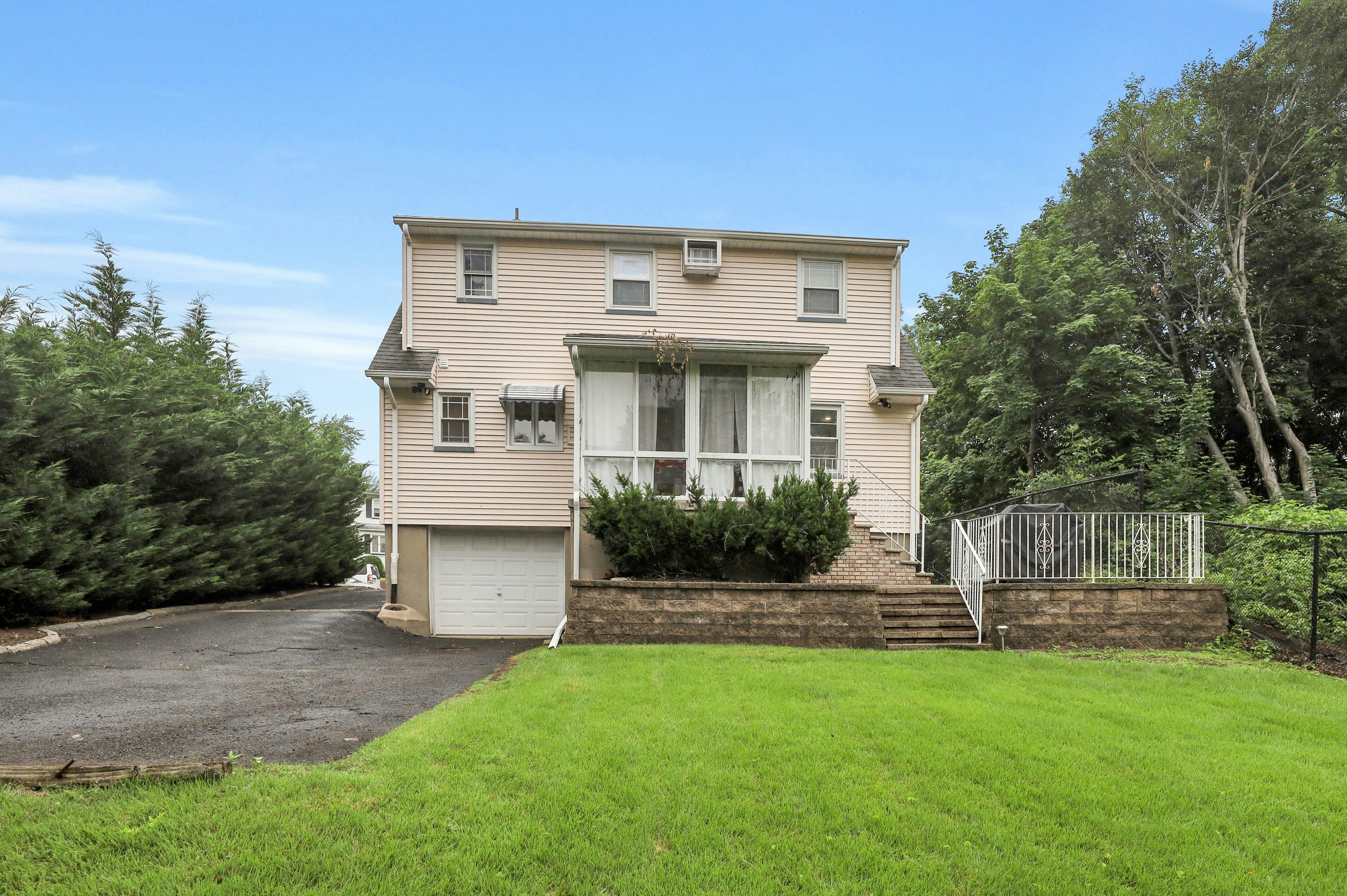 236 Vanderburgh Avenue 