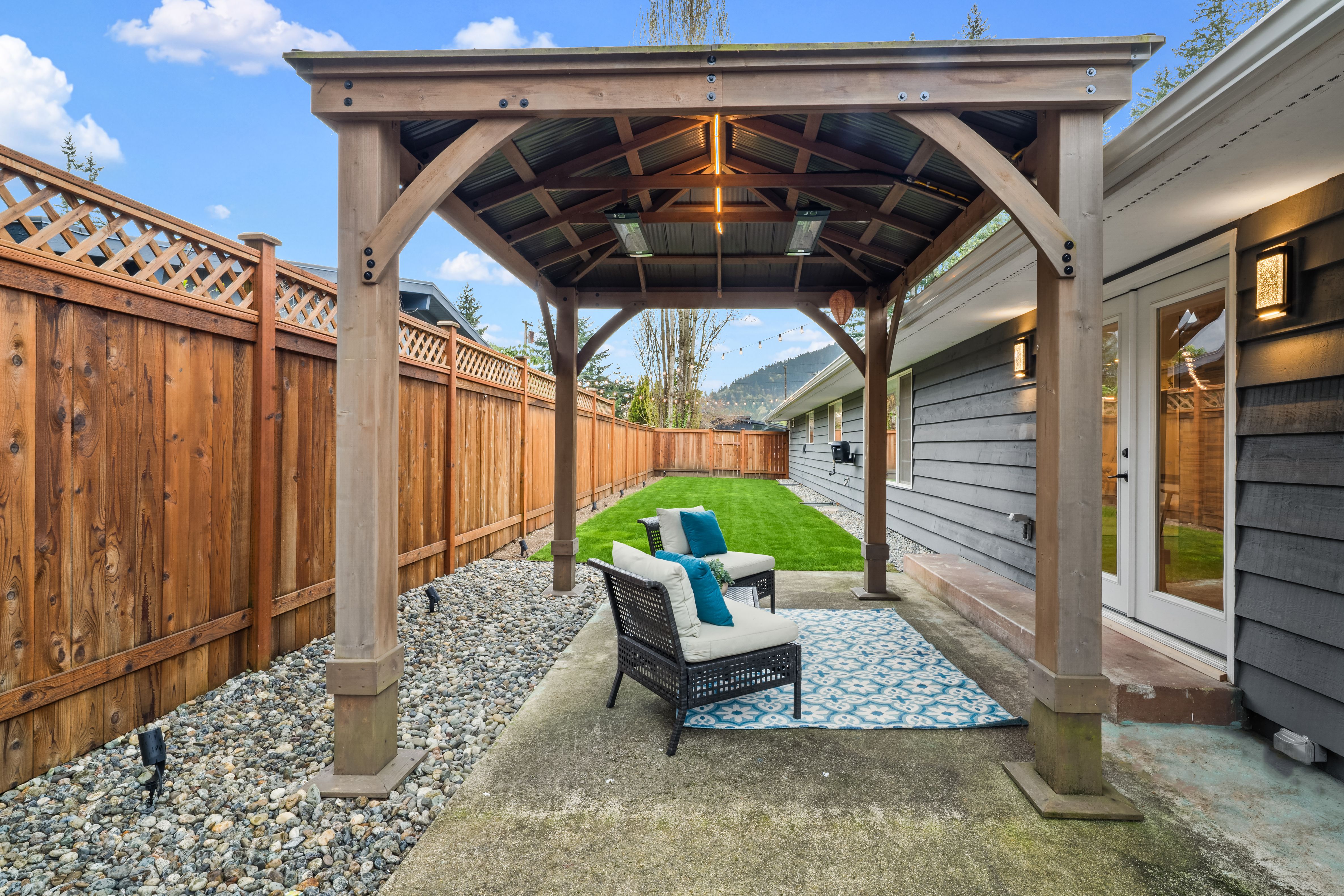 420 SE Evans Lane 