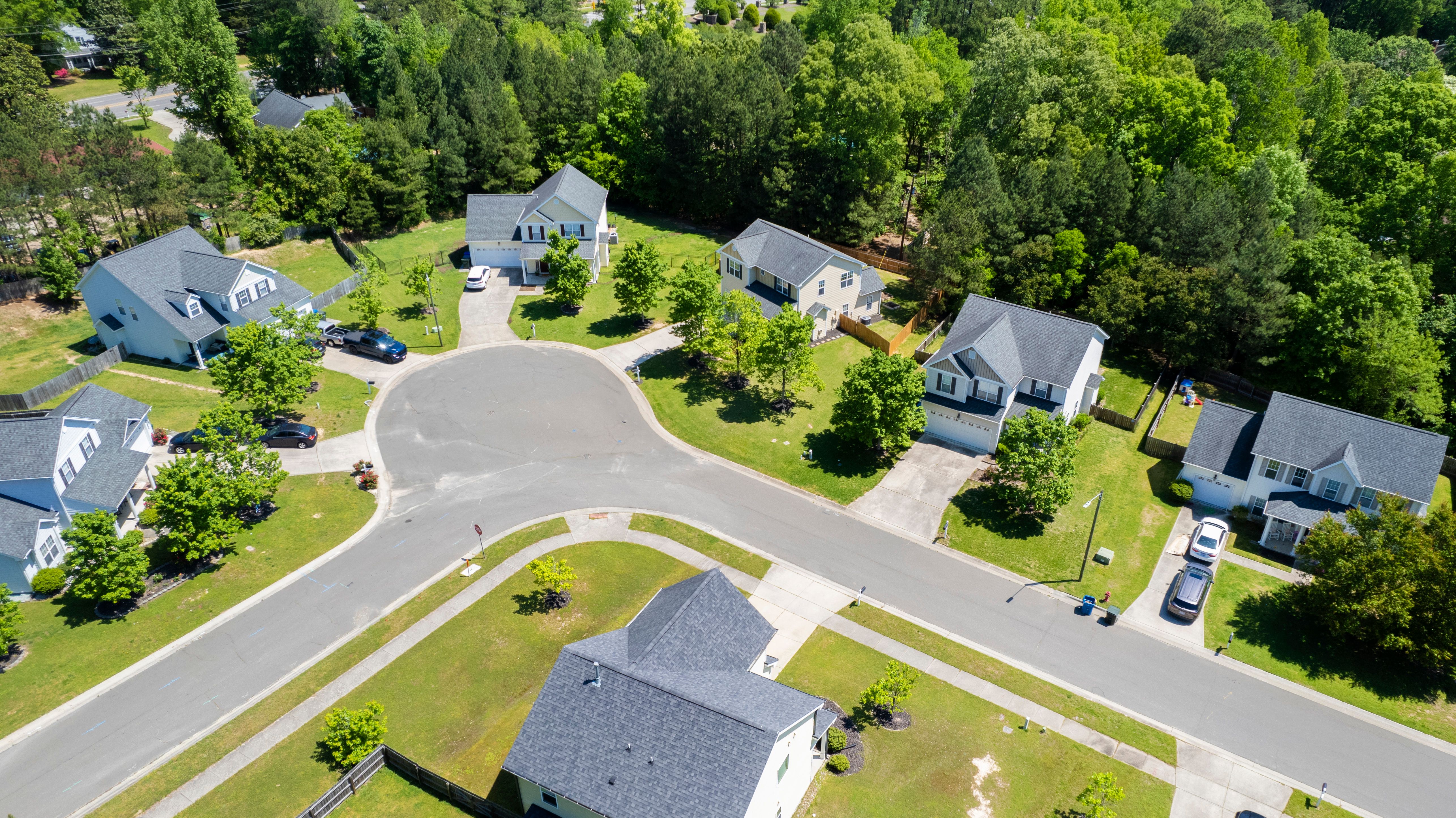 305 Sylvias Court 