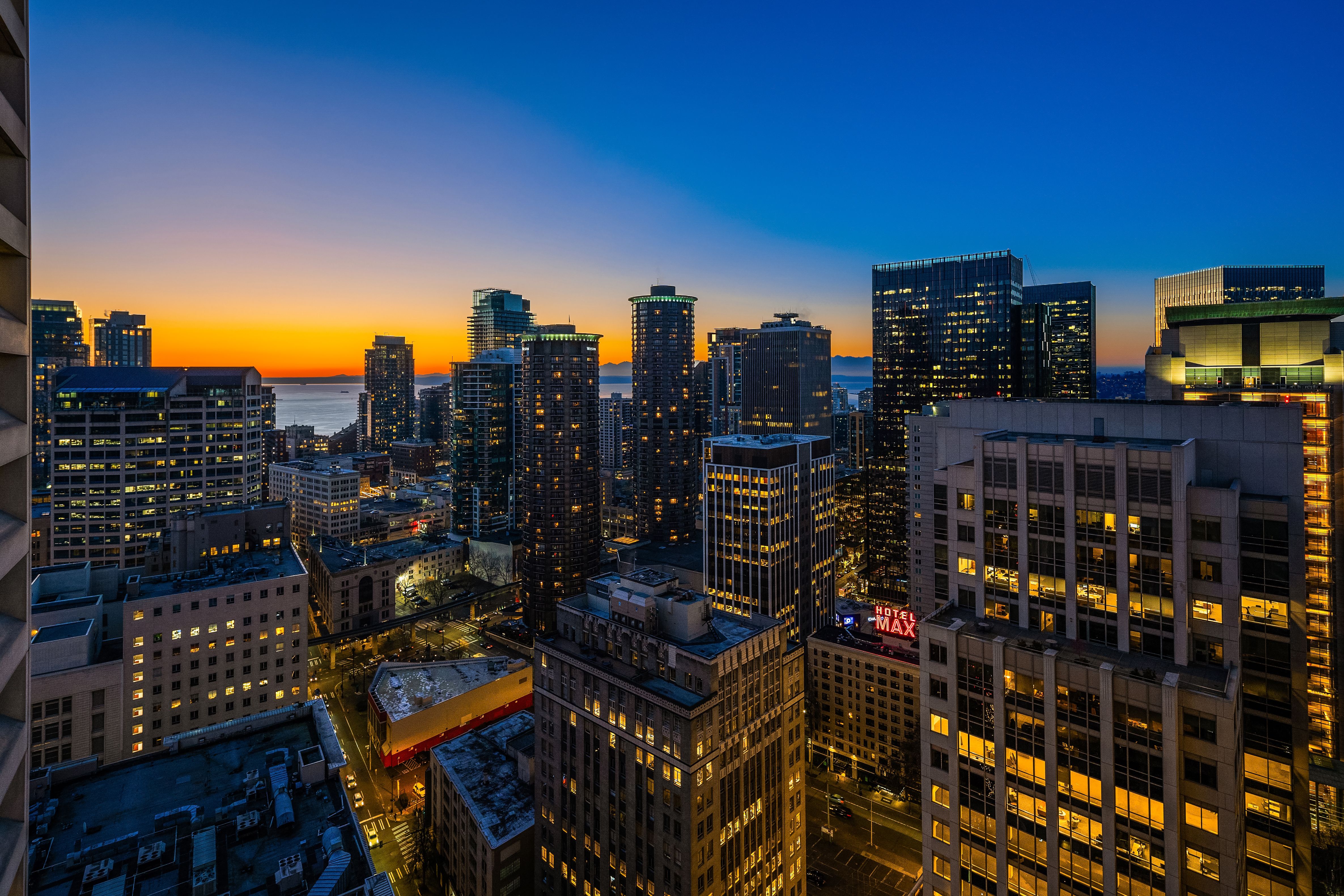 737 Olive Wy Unit #2910 