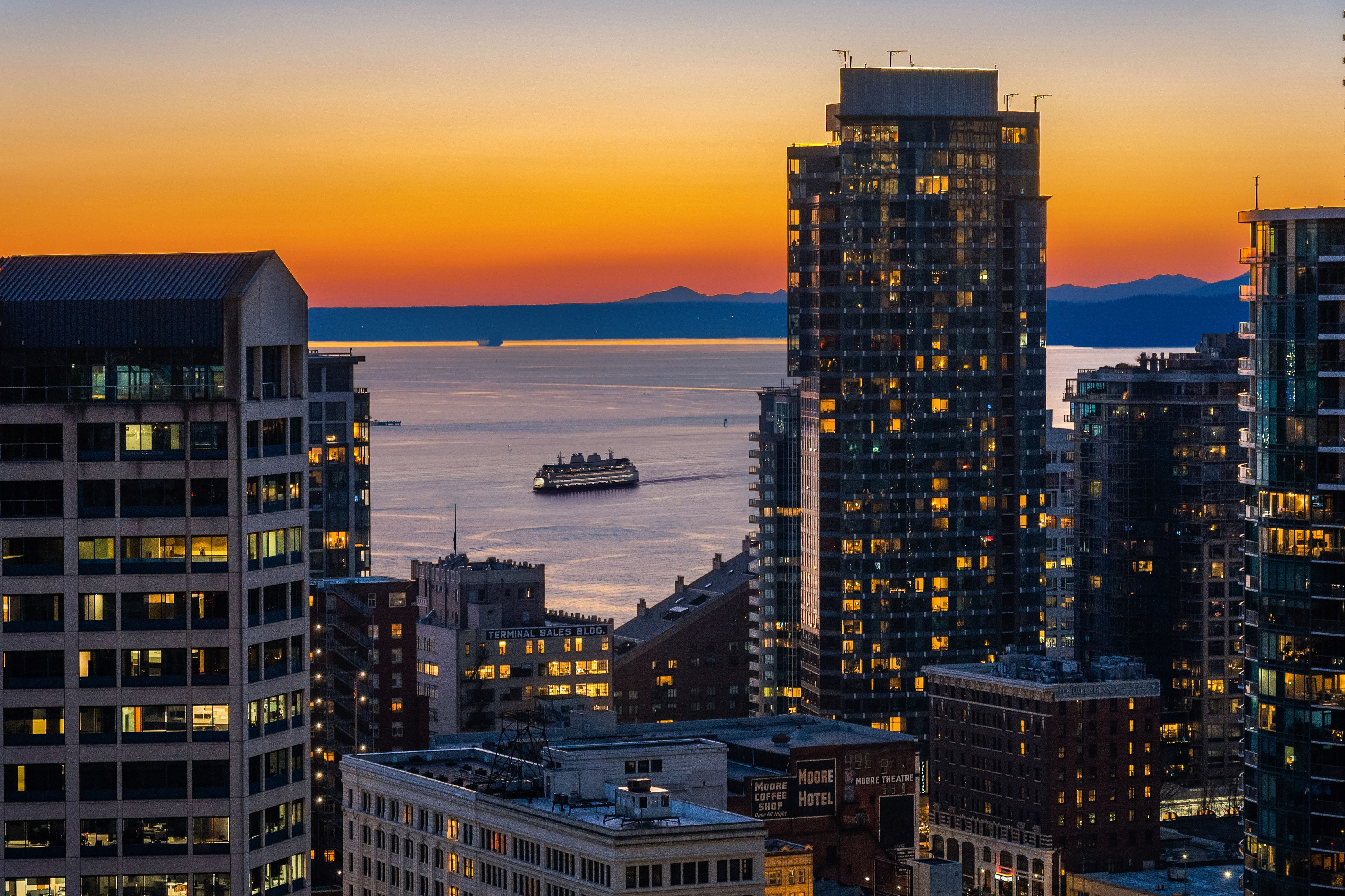 737 Olive Wy Unit #2910 