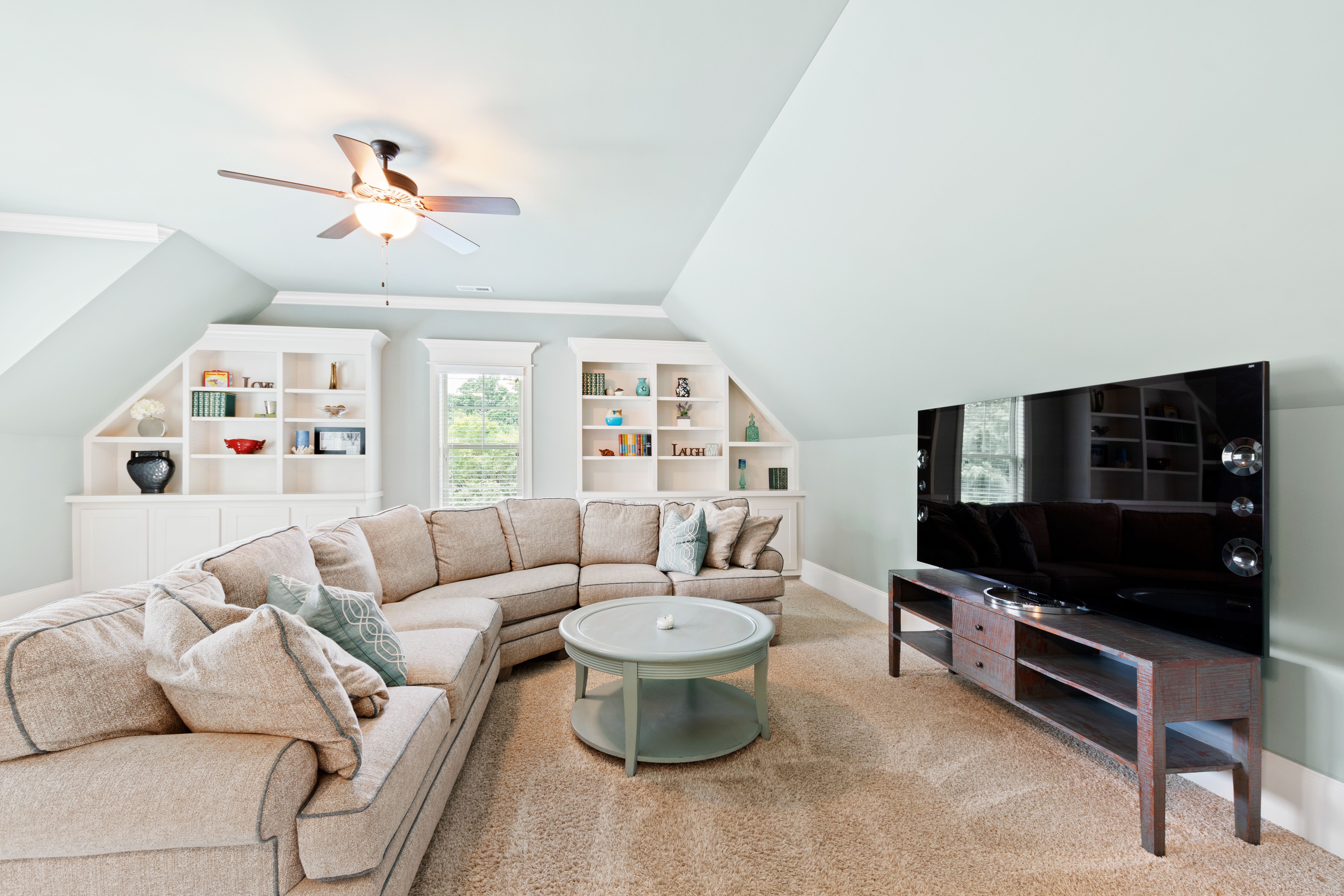 5712 Jacobs Drive 