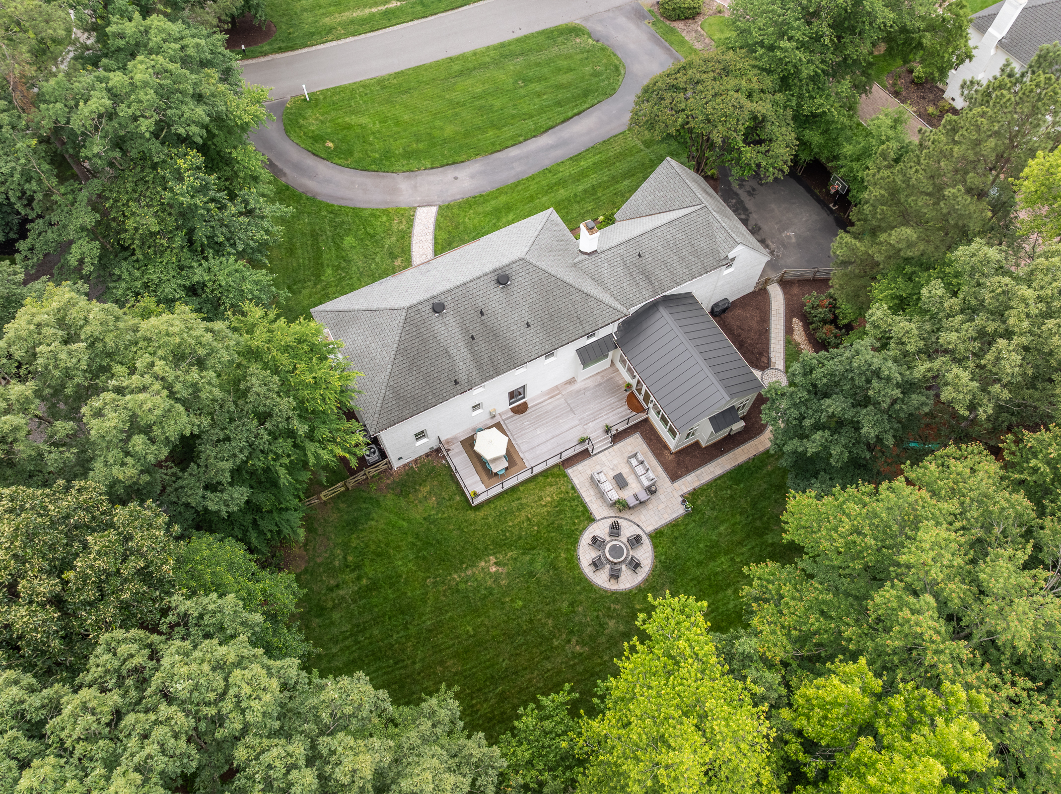 105 North Erlwood Court 