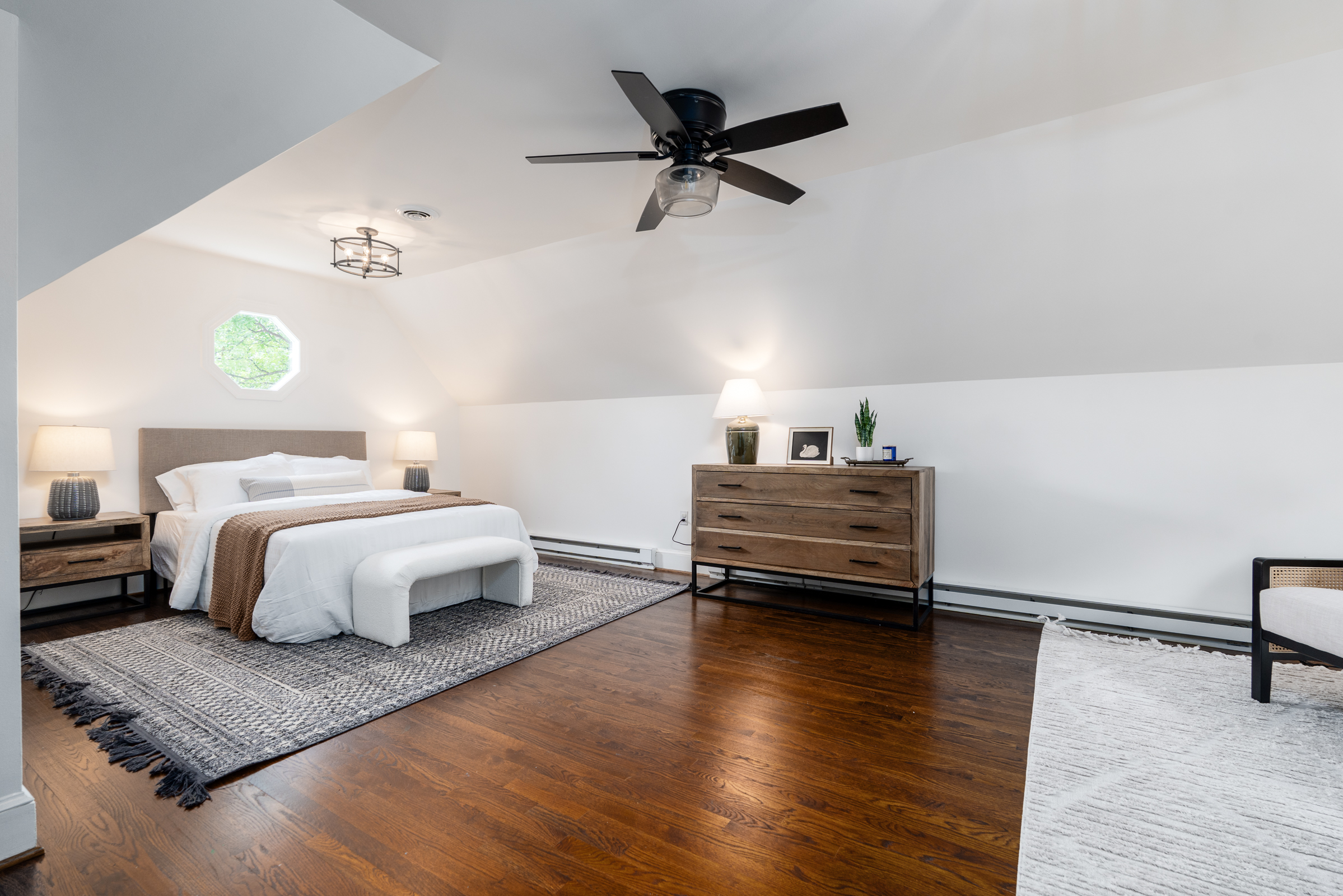 105 North Erlwood Court 