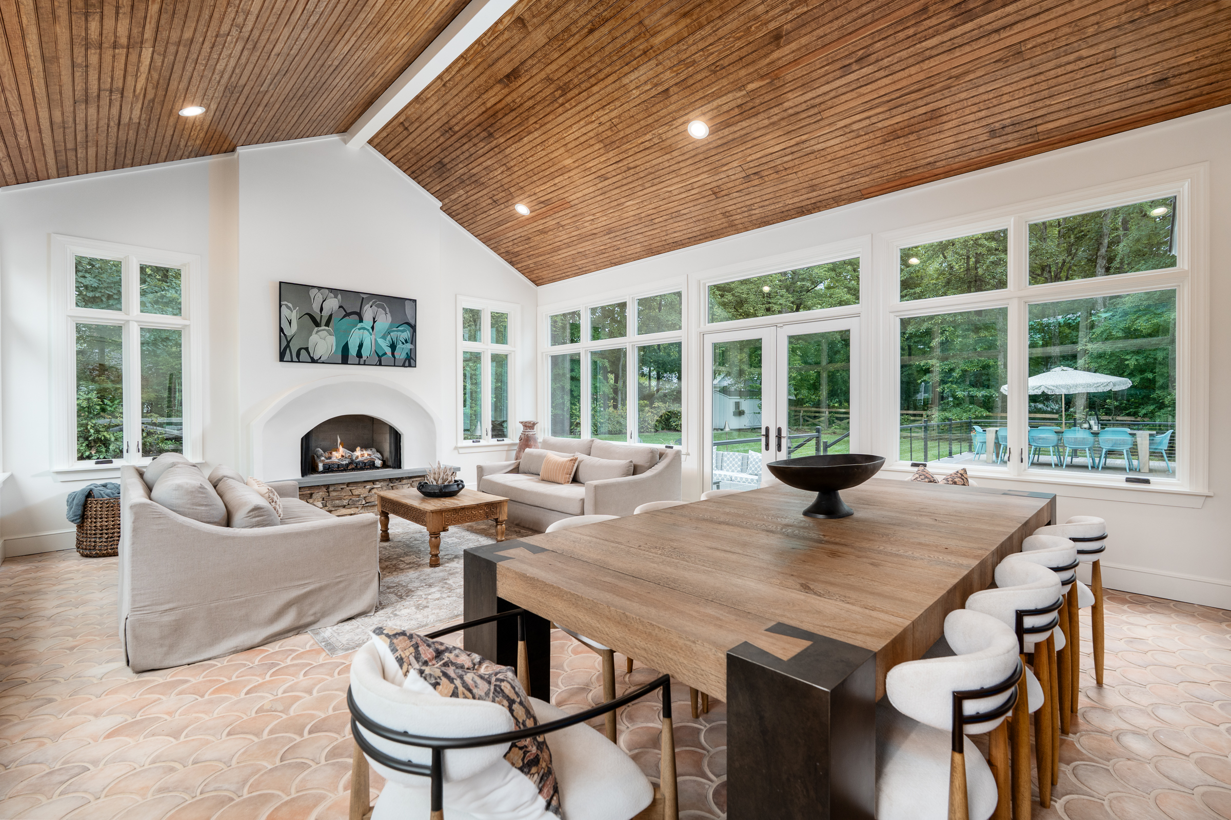 105 North Erlwood Court 