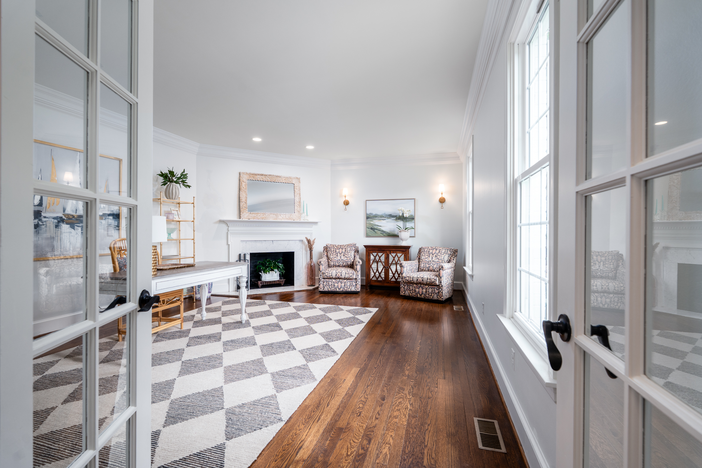 105 North Erlwood Court 