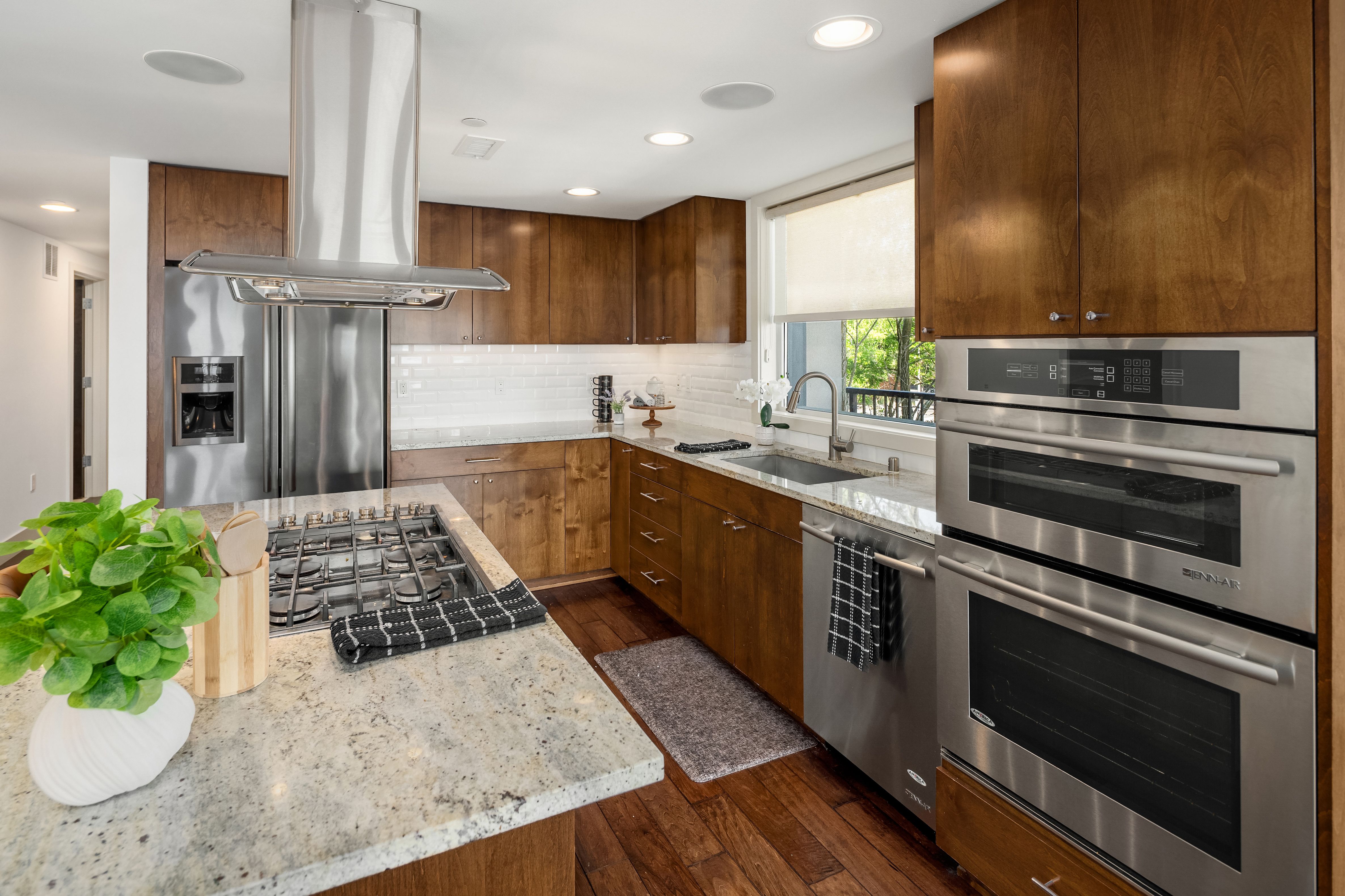 9123 NE Juanita Dr Unit #205 