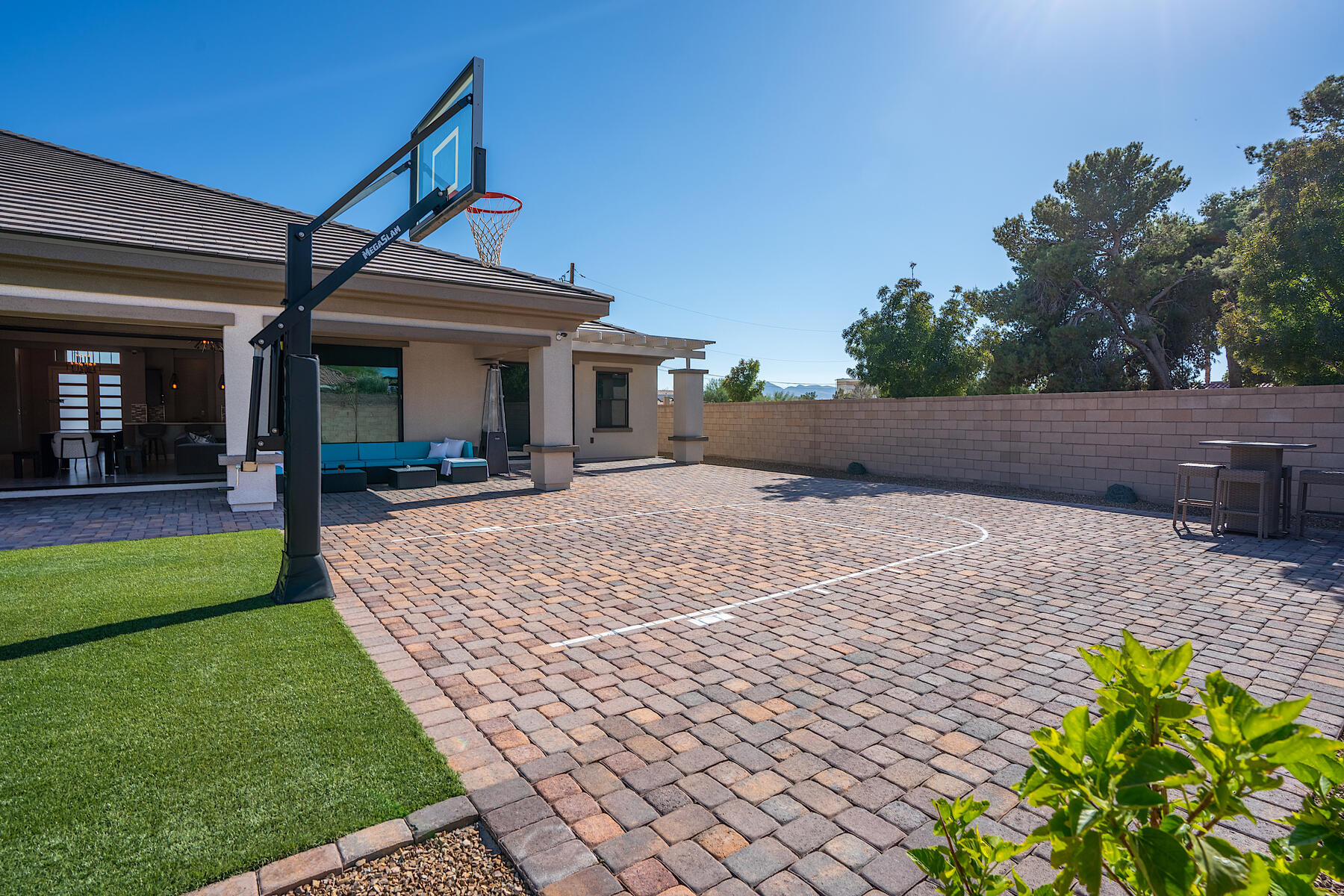 9375 Skyline Ranch Circle 