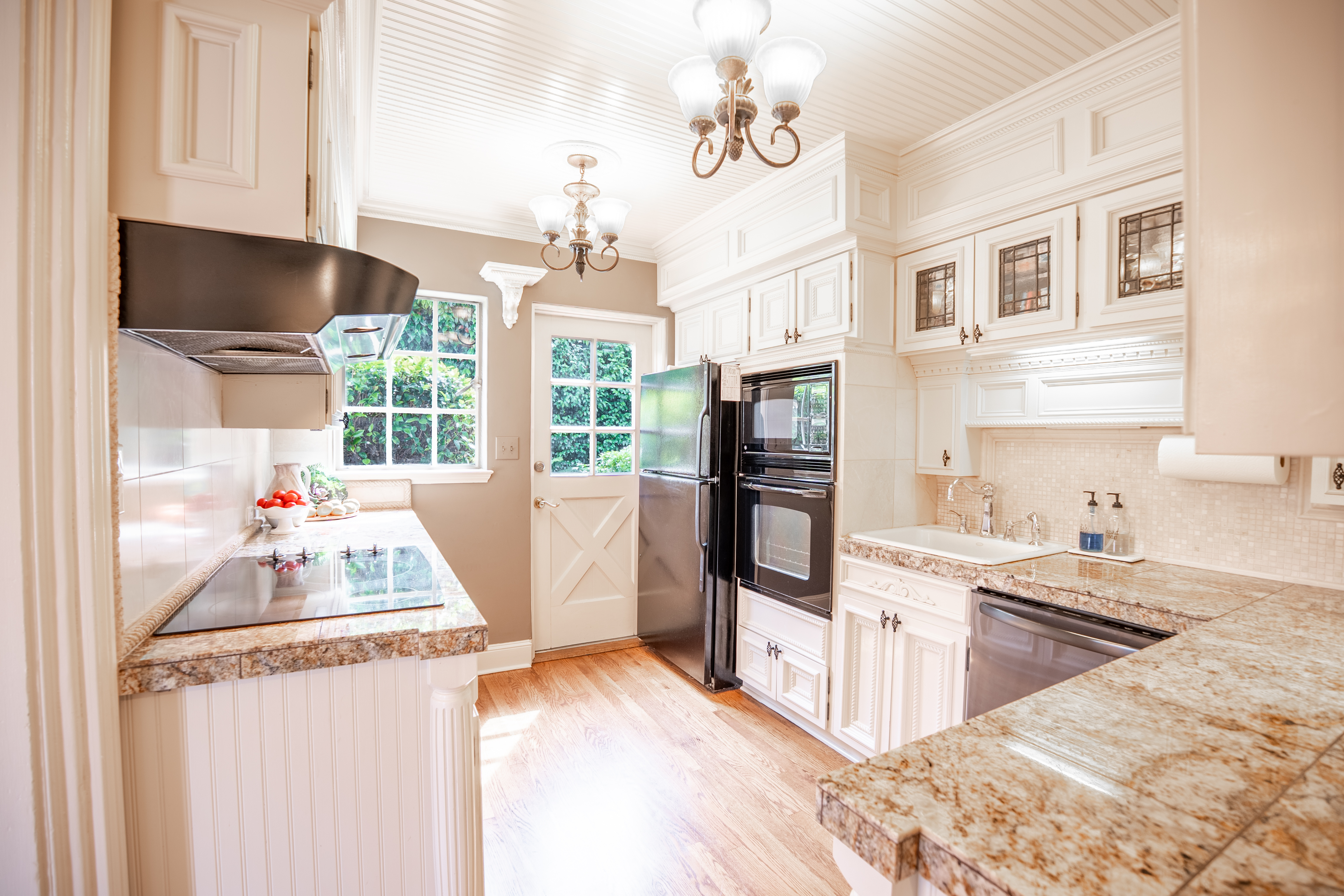 10007 Lake Steilacoom Dr SW 
