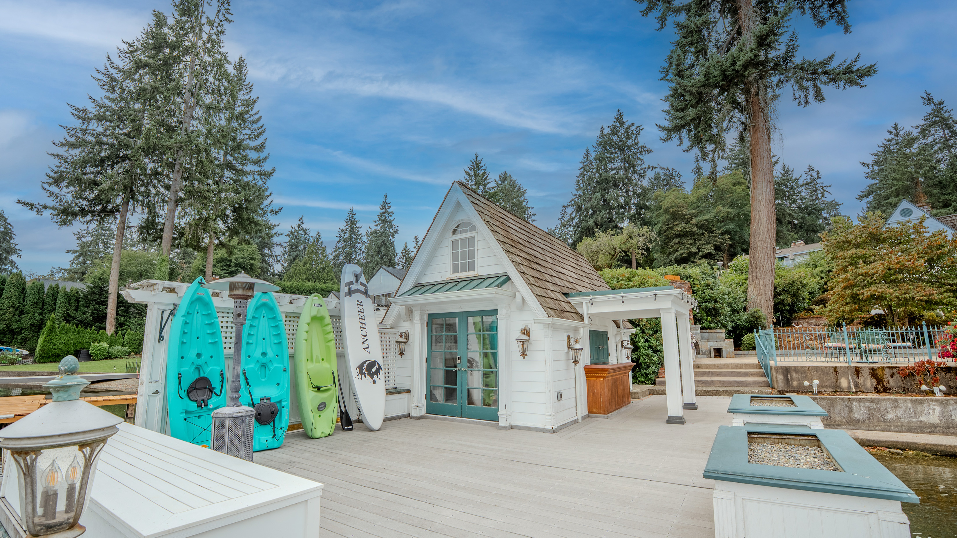 10007 Lake Steilacoom Dr SW 