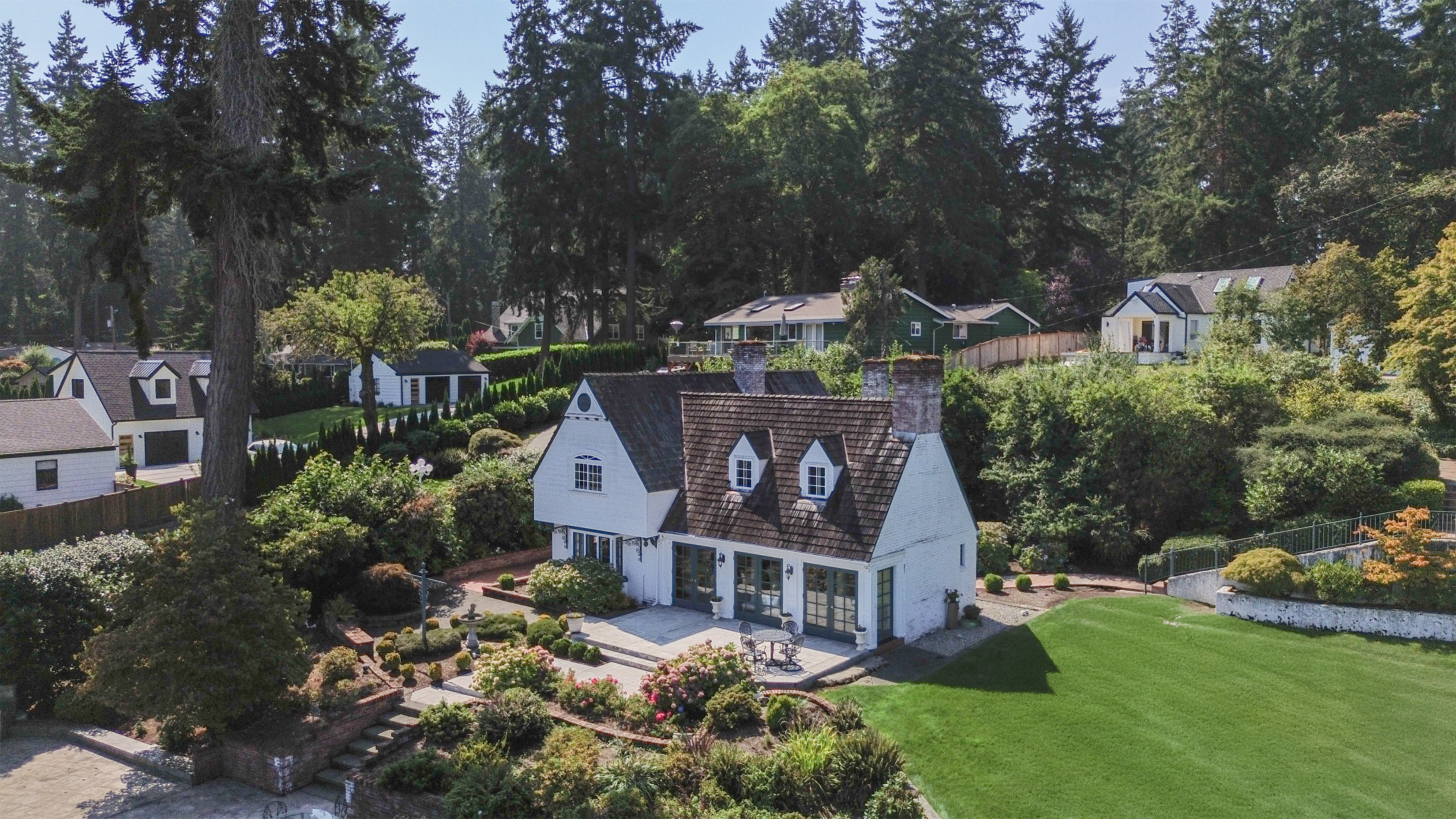 10007 Lake Steilacoom Dr SW 