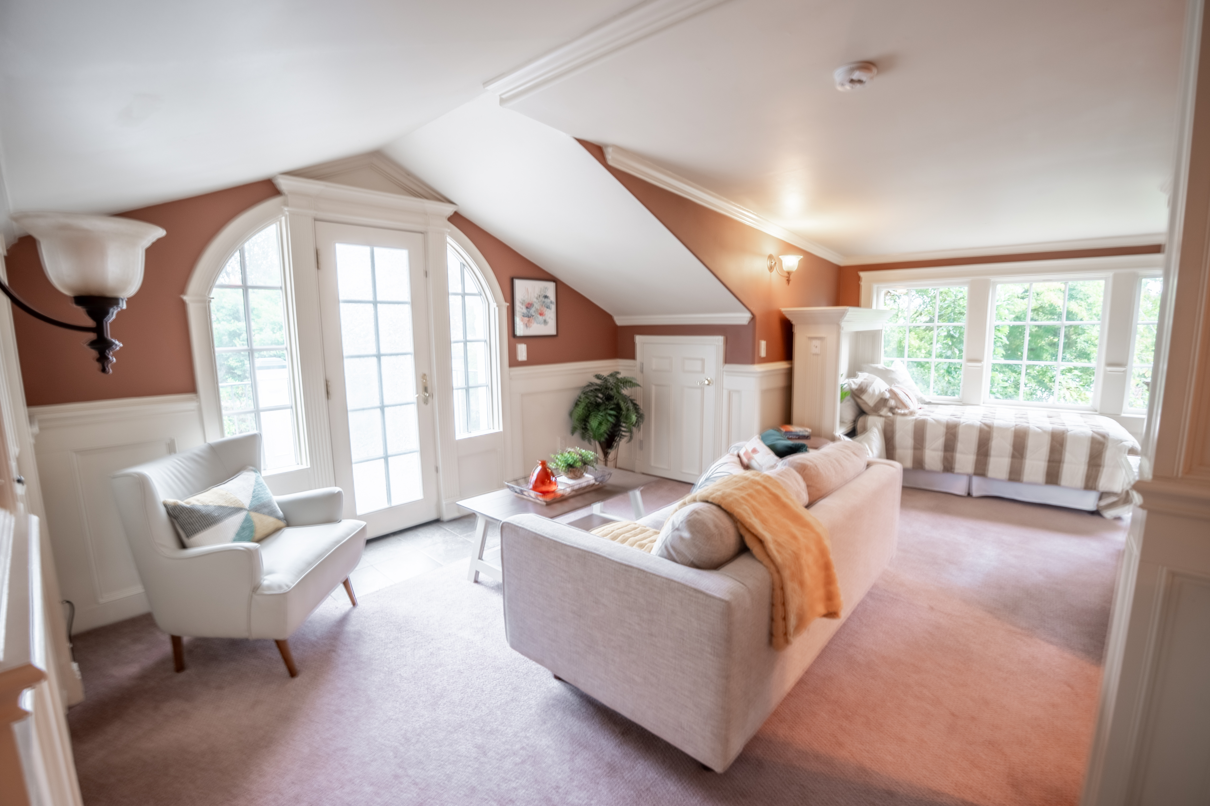 10007 Lake Steilacoom Dr SW 