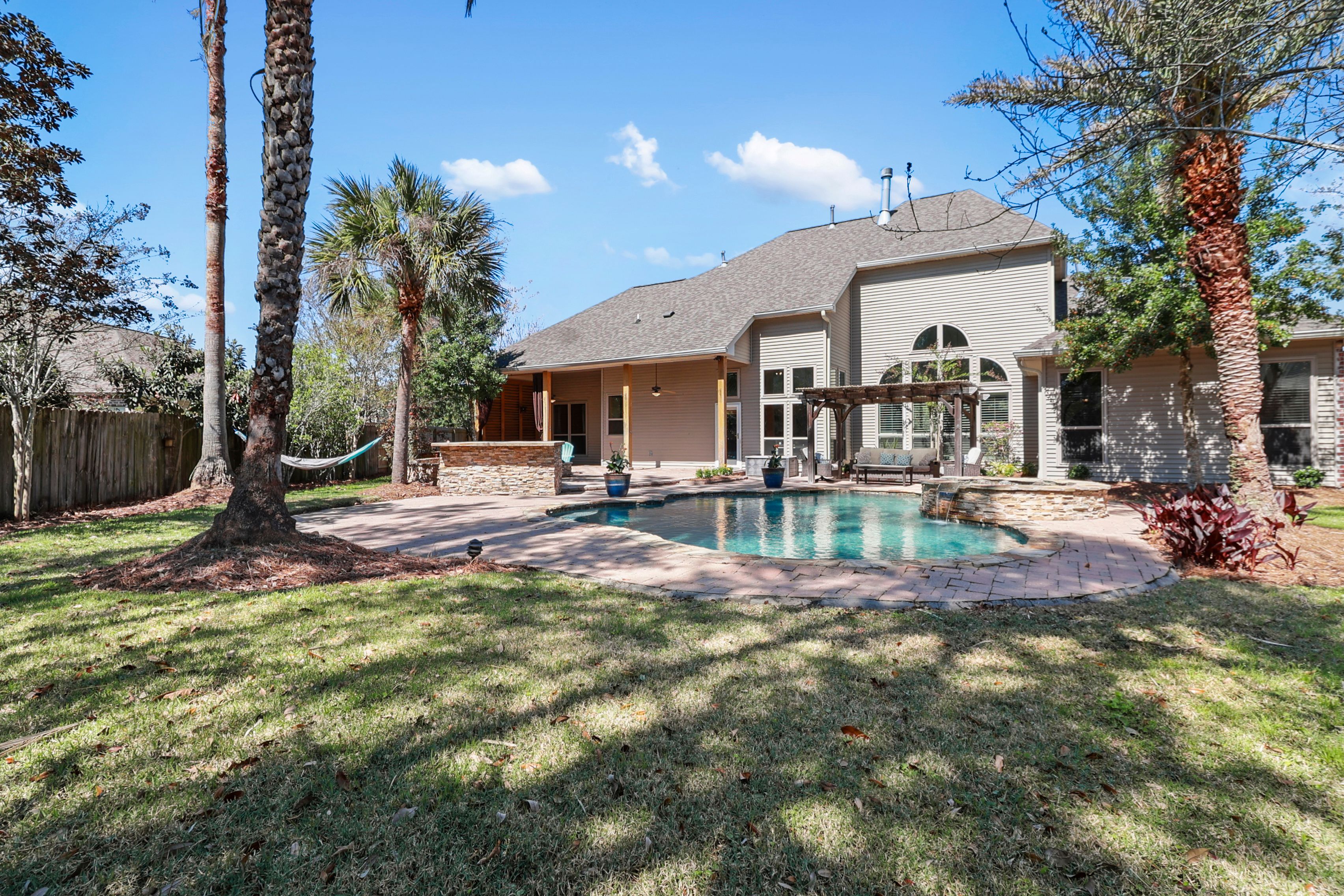 323 Sandalwood Drive 