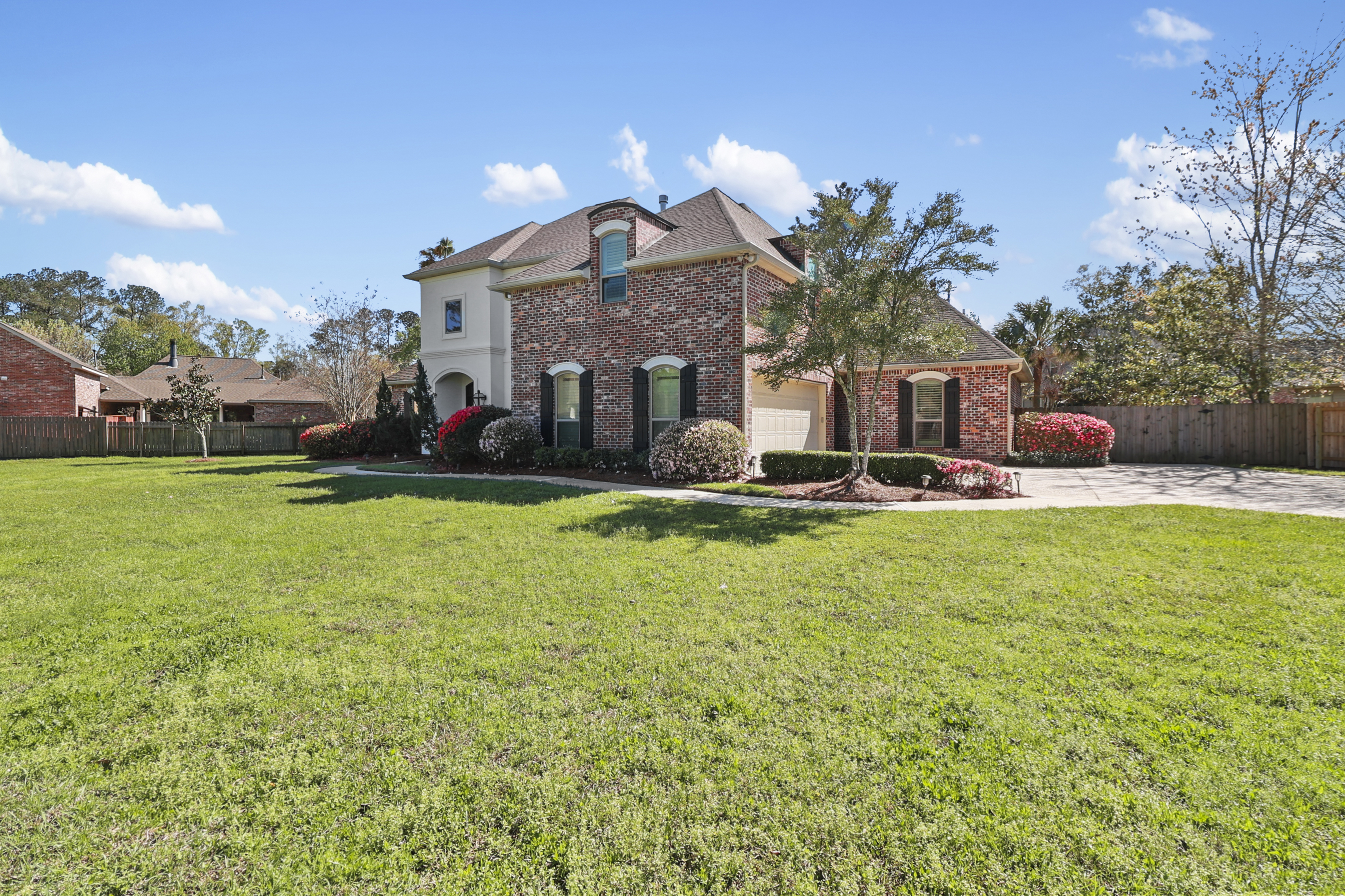 323 Sandalwood Drive 