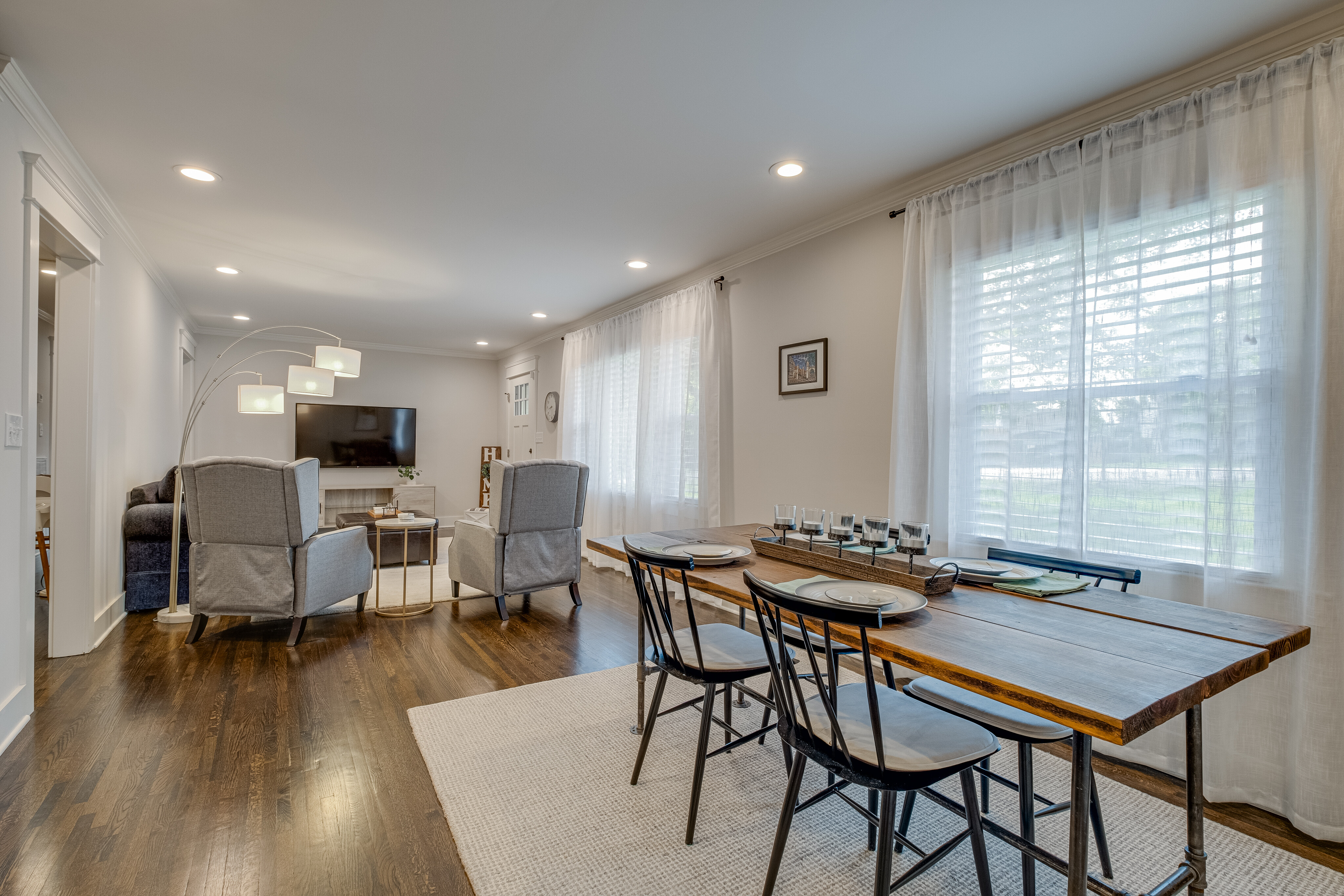 3103 Southlake Drive 