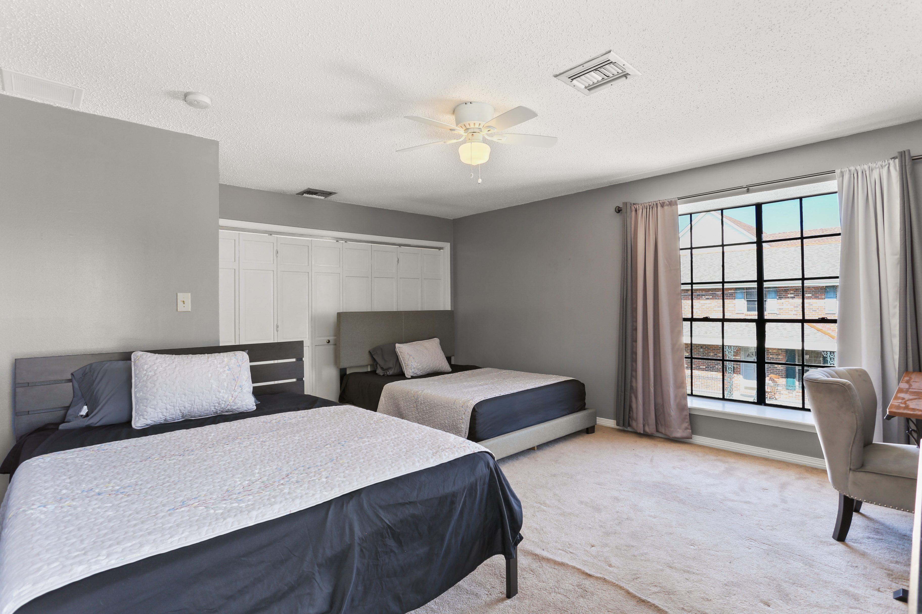 300 33rd Street 