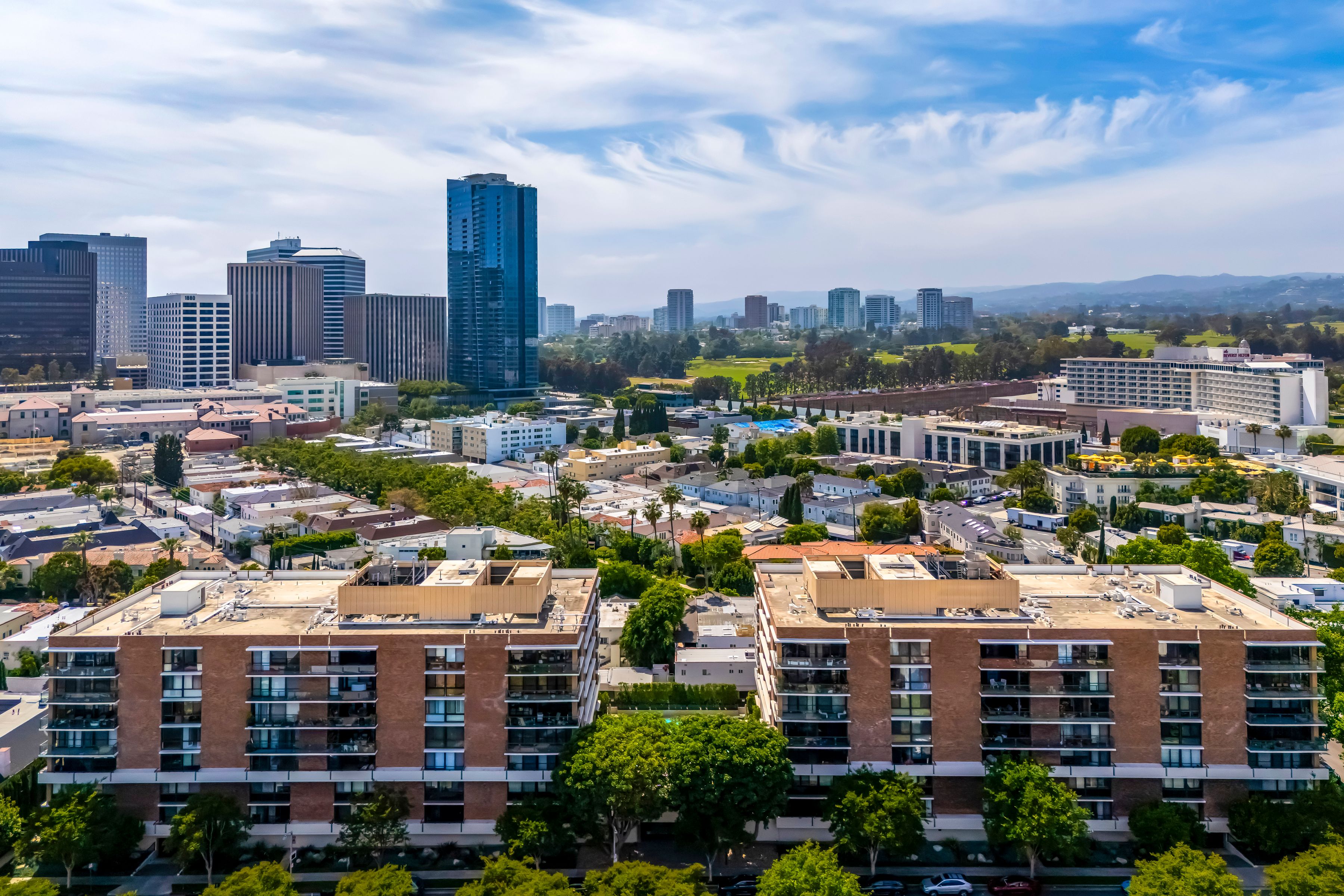 211 South Spalding Drive 403S