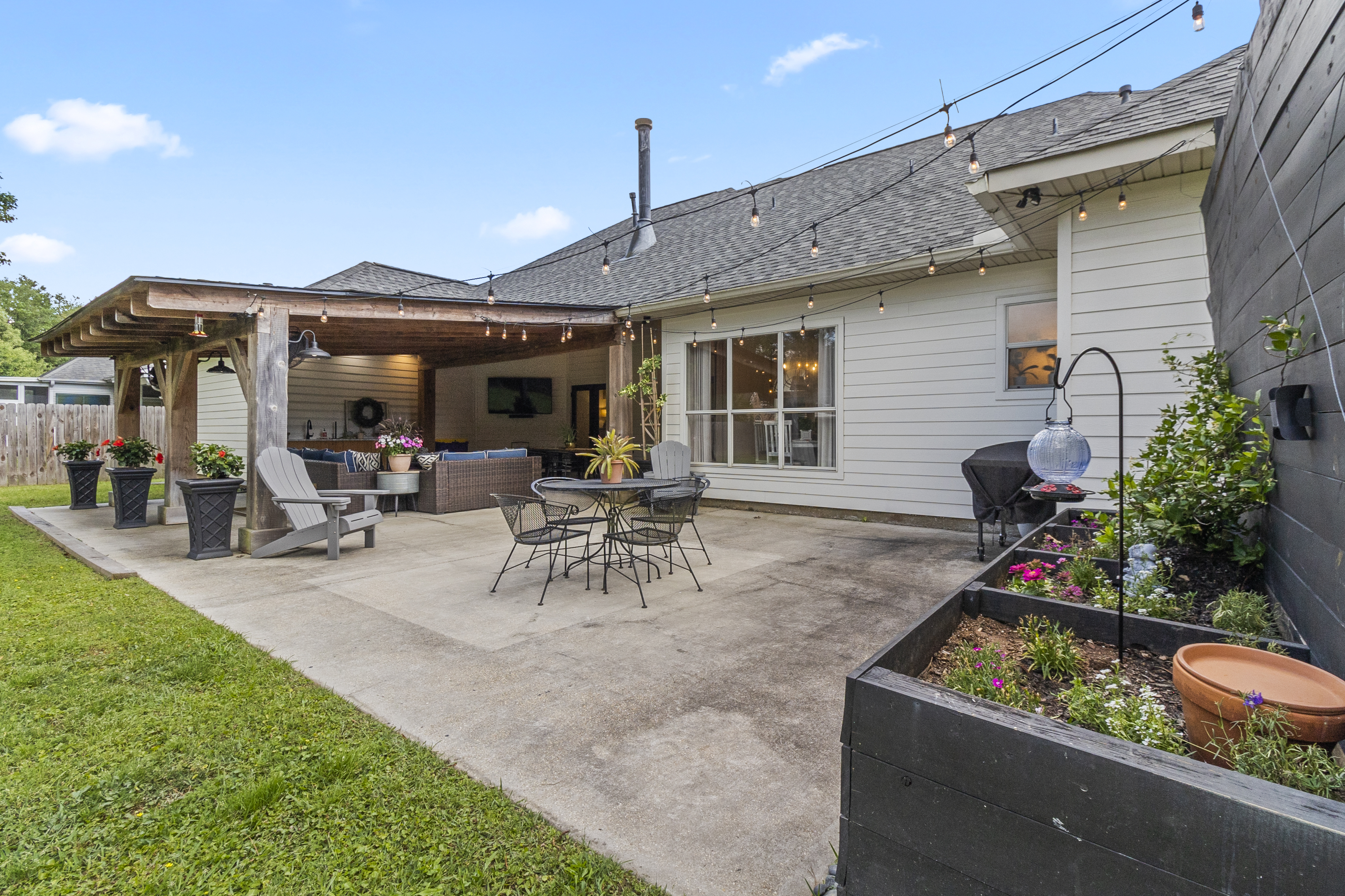 648 Avenue De Bellevue 