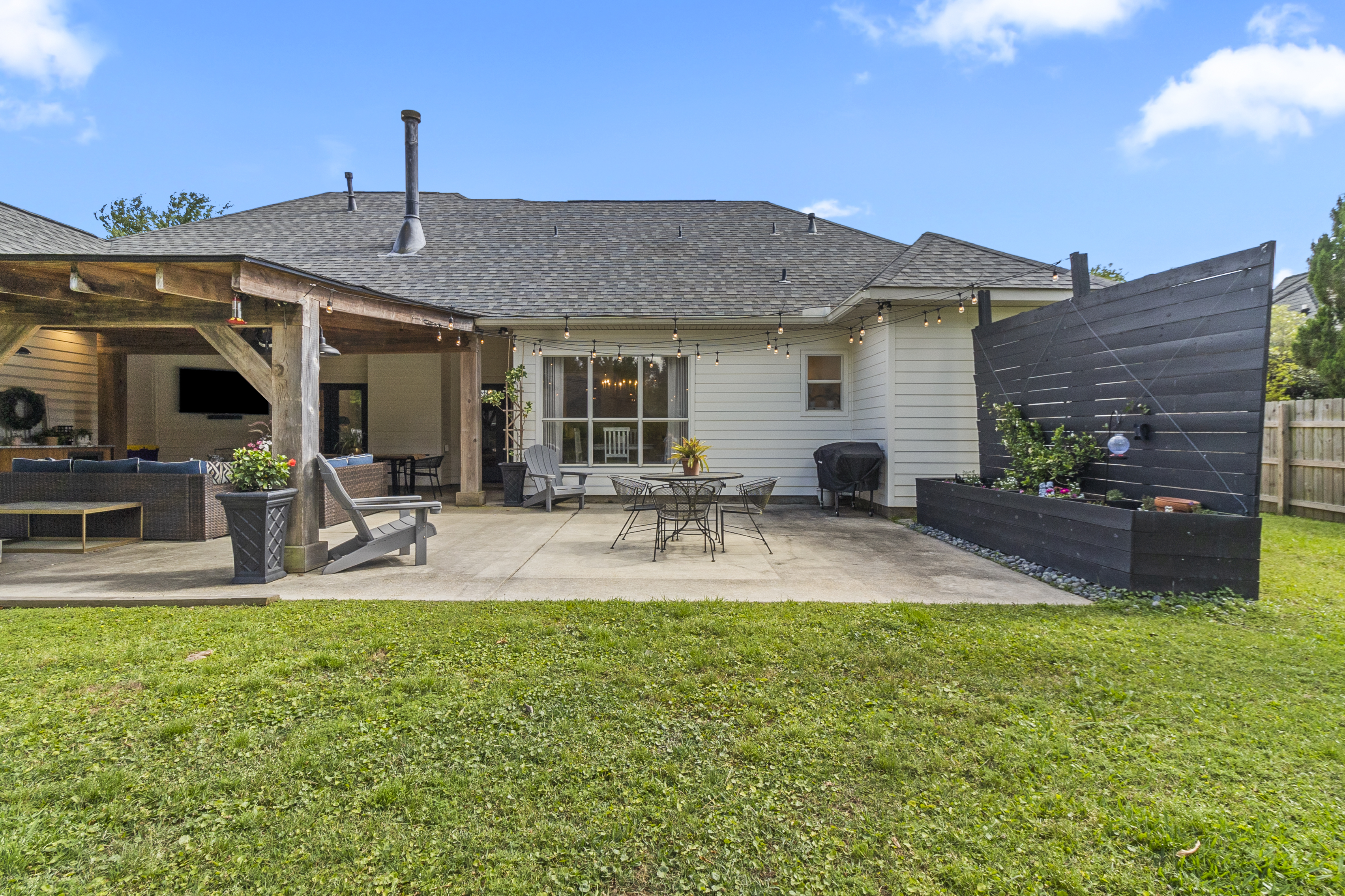 648 Avenue De Bellevue 