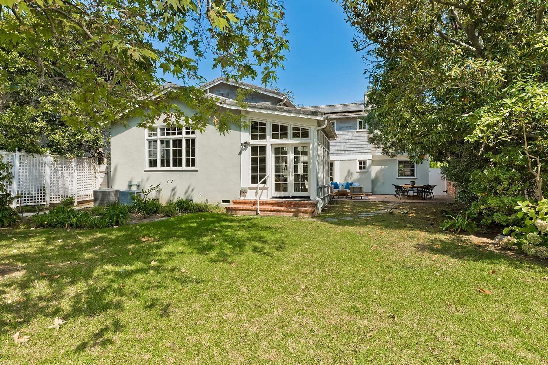 459 South Bentley Avenue