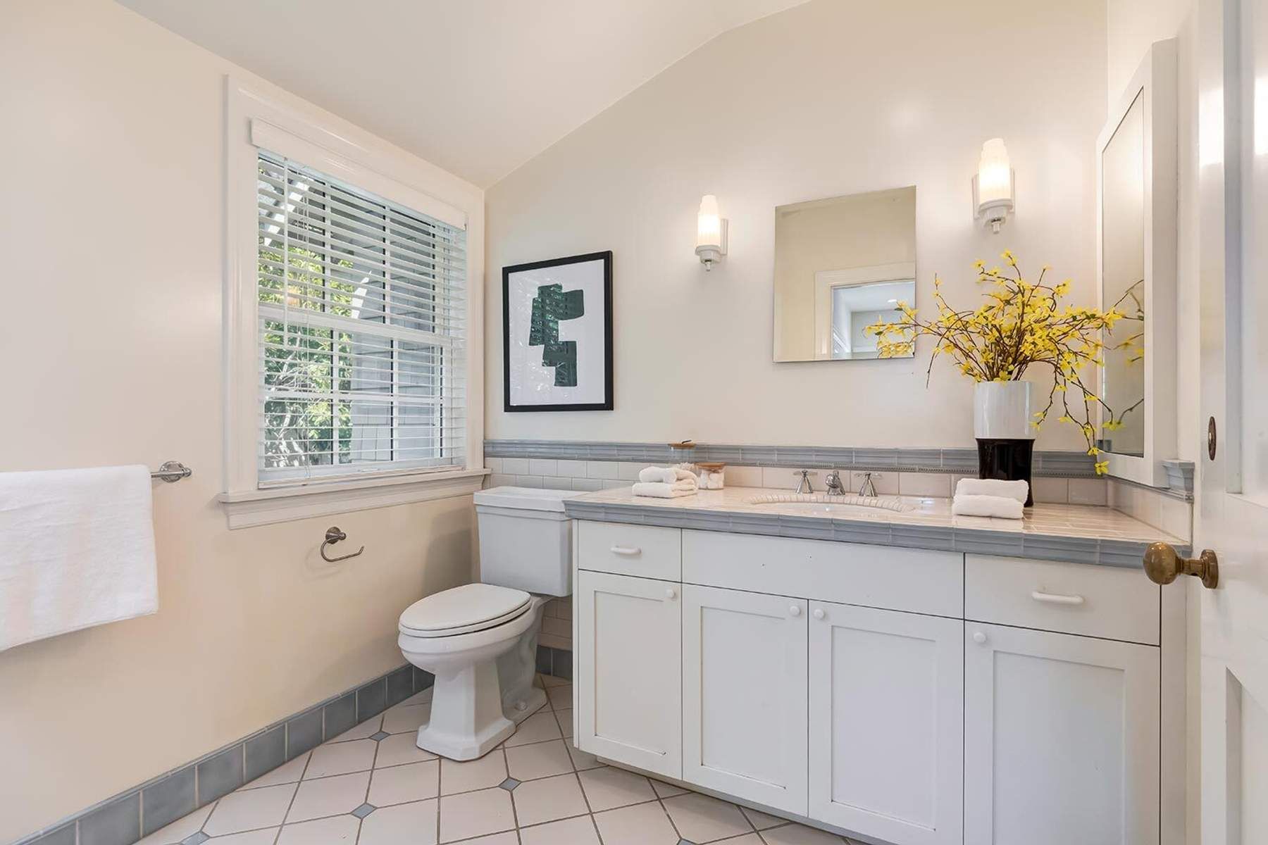 459 South Bentley Avenue