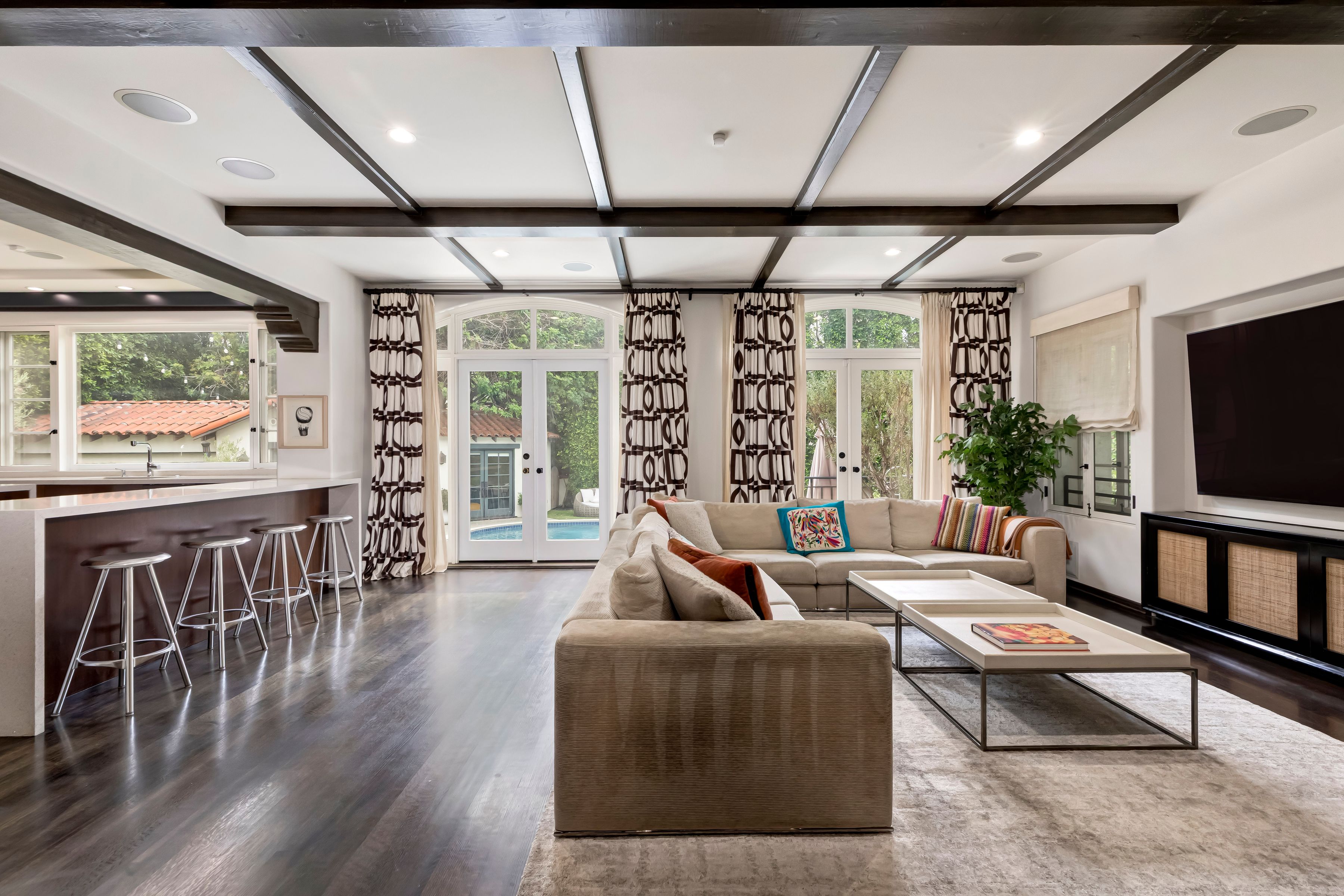 10778 Weyburn Avenue