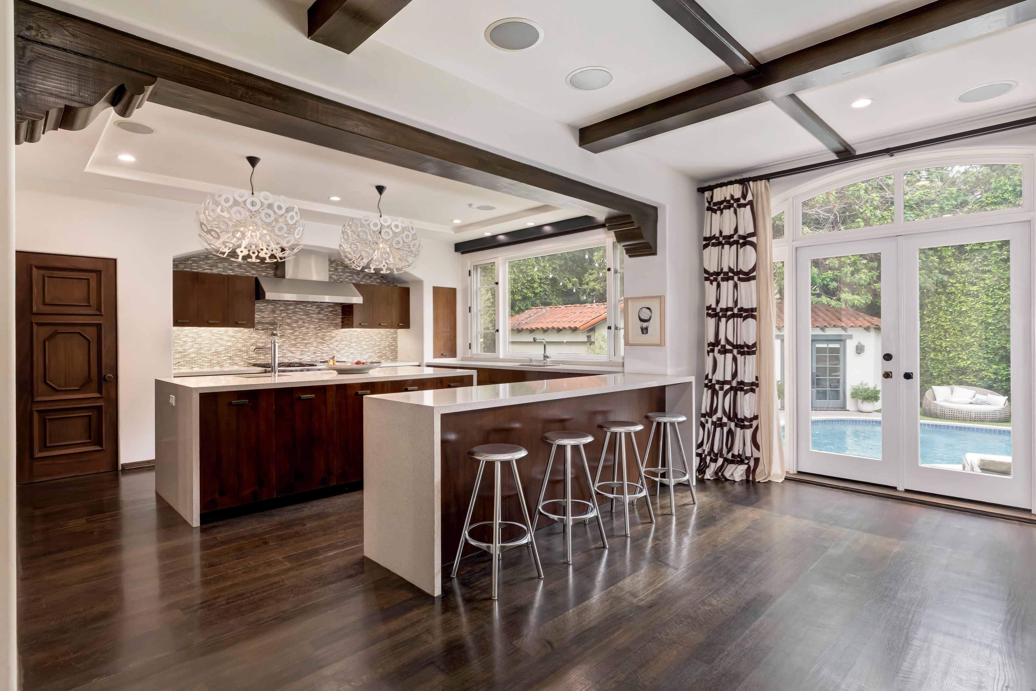 10778 Weyburn Avenue