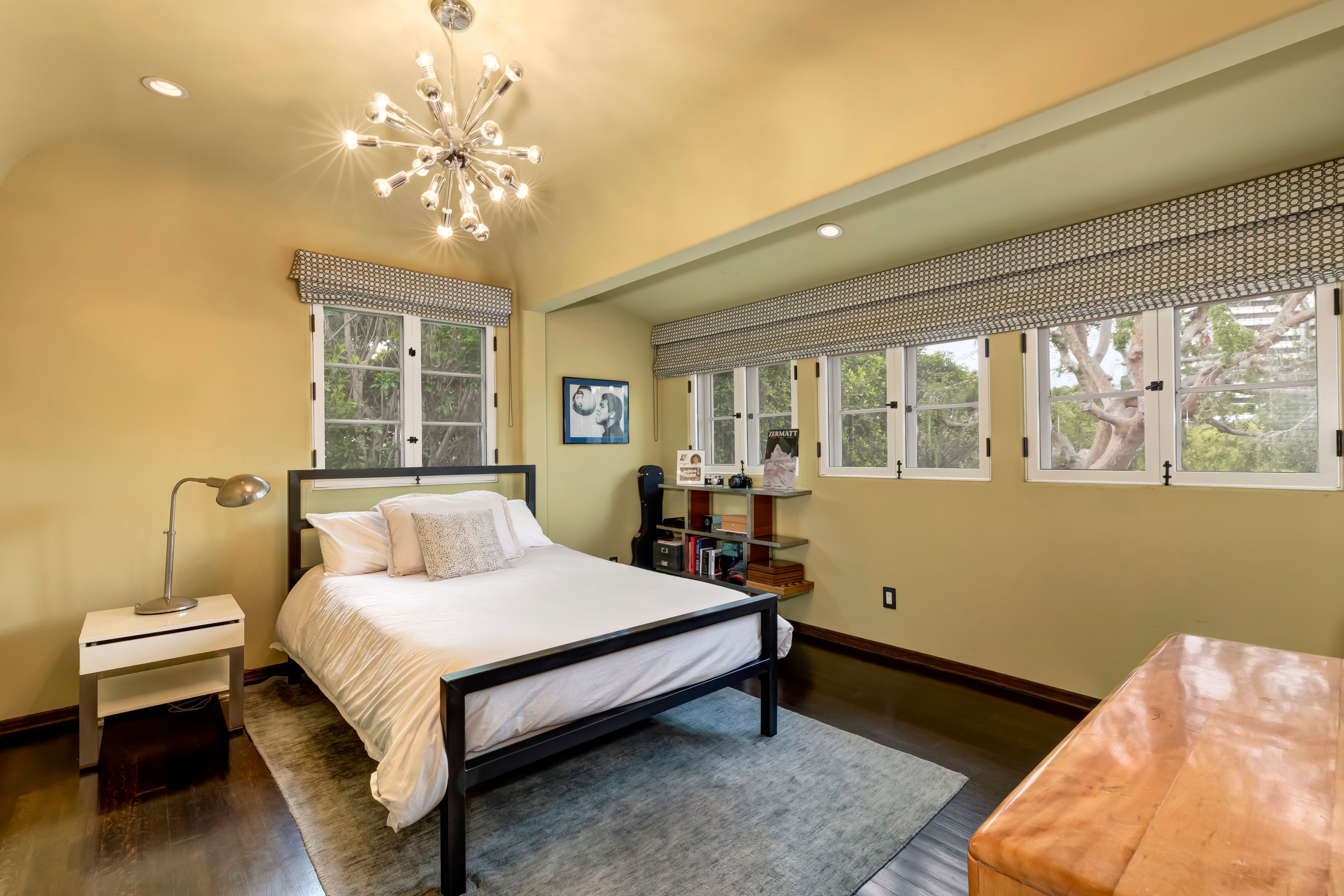 10778 Weyburn Avenue